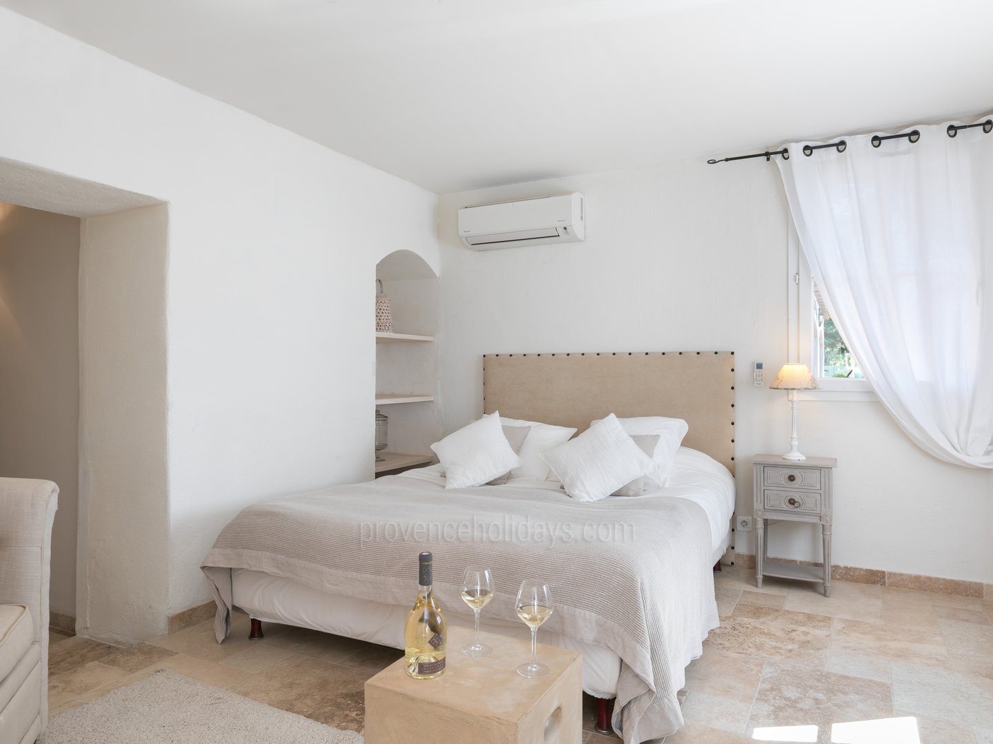 25 - Bastide du Var: Villa: Bedroom