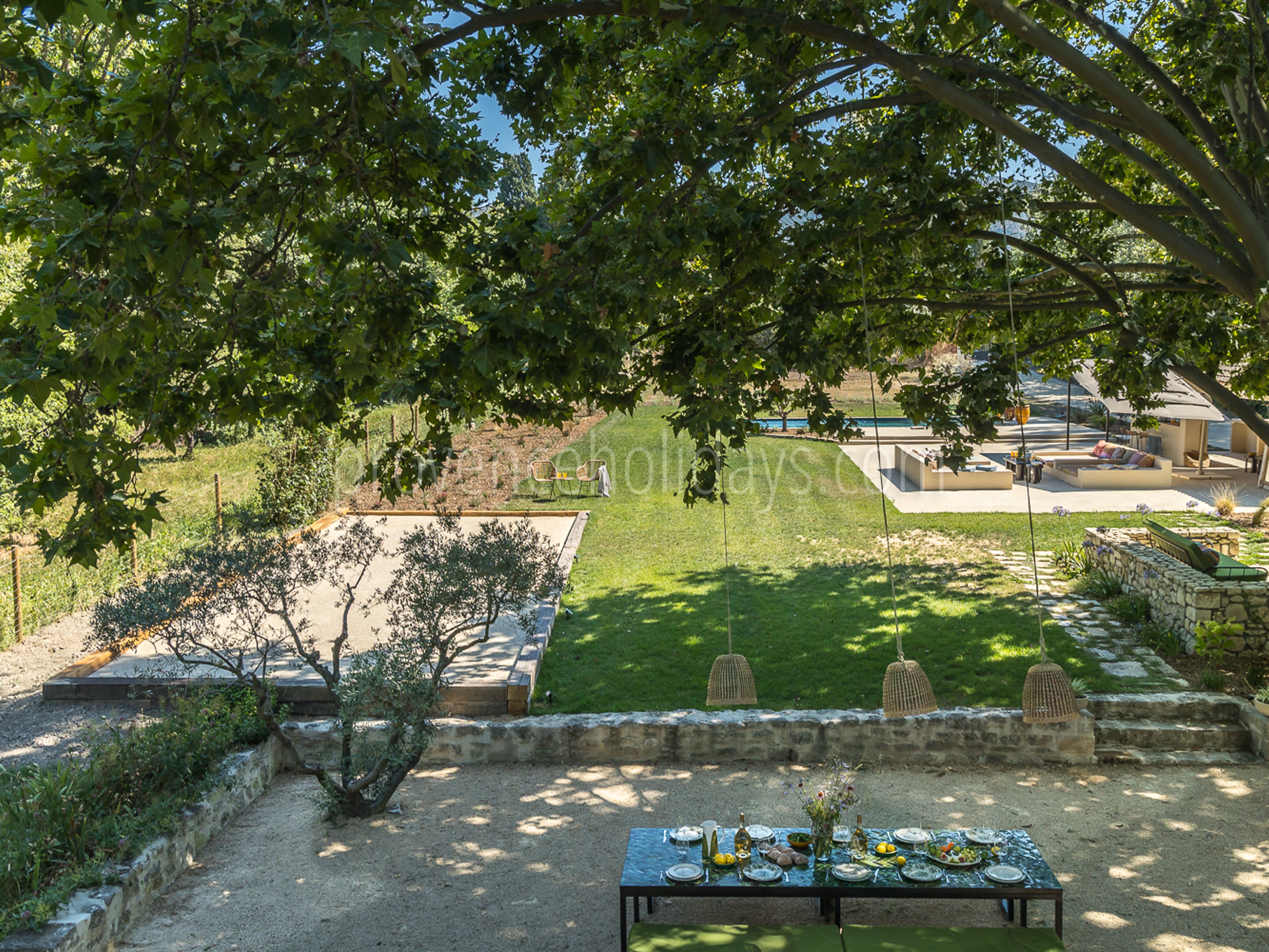 54 - Domaine du Grand Platane: Villa: Exterior