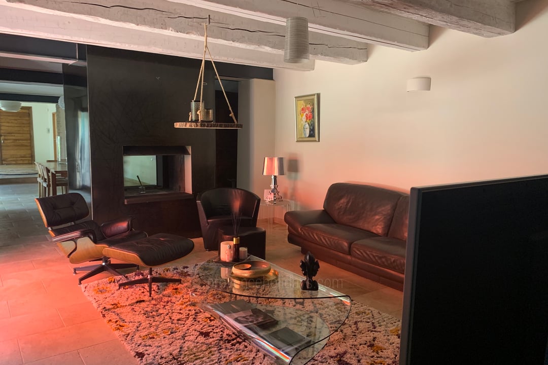 8 - Chez Thomas: Villa: Interior