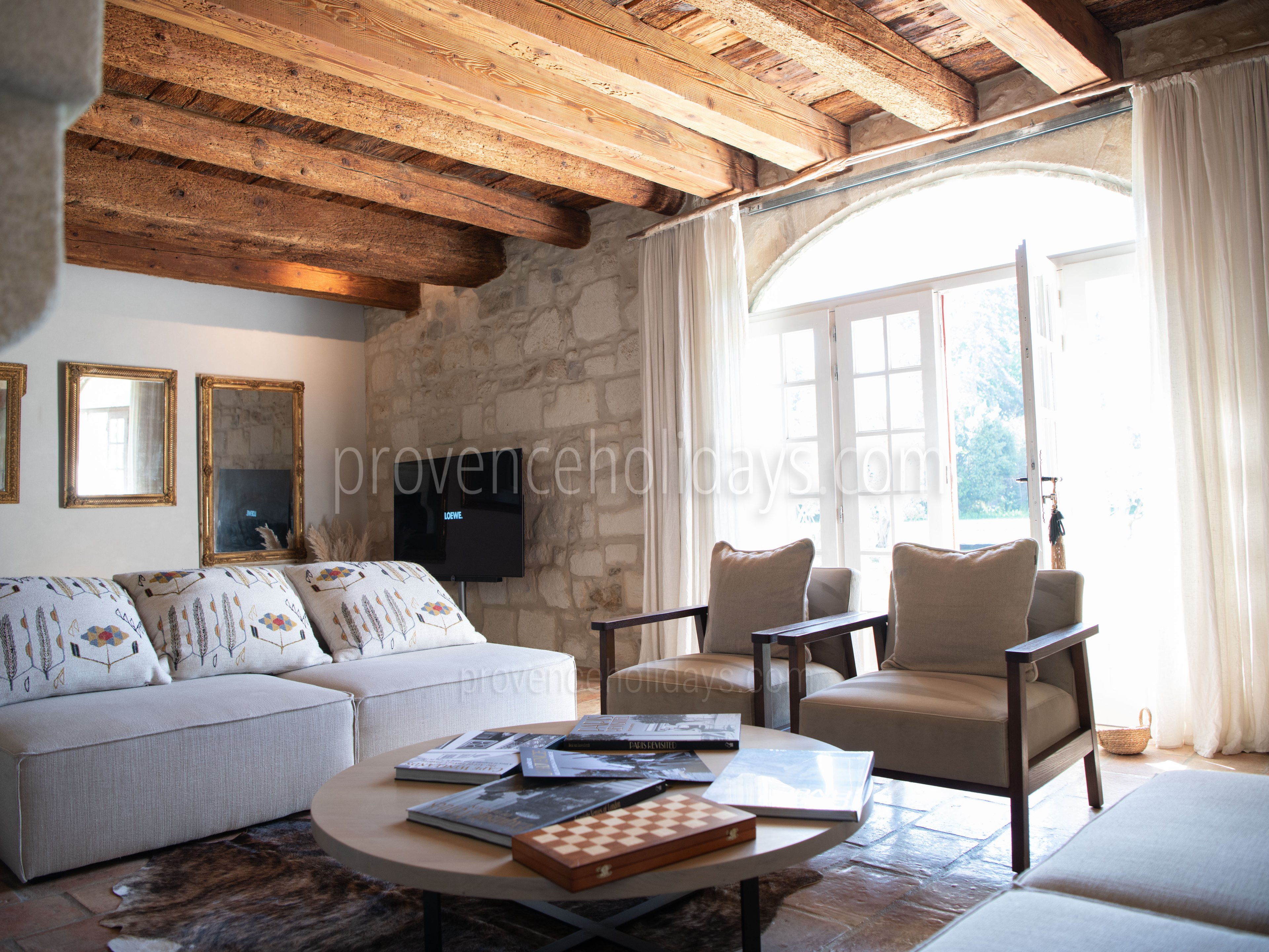 22 - Mas d\'Images: Villa: Interior