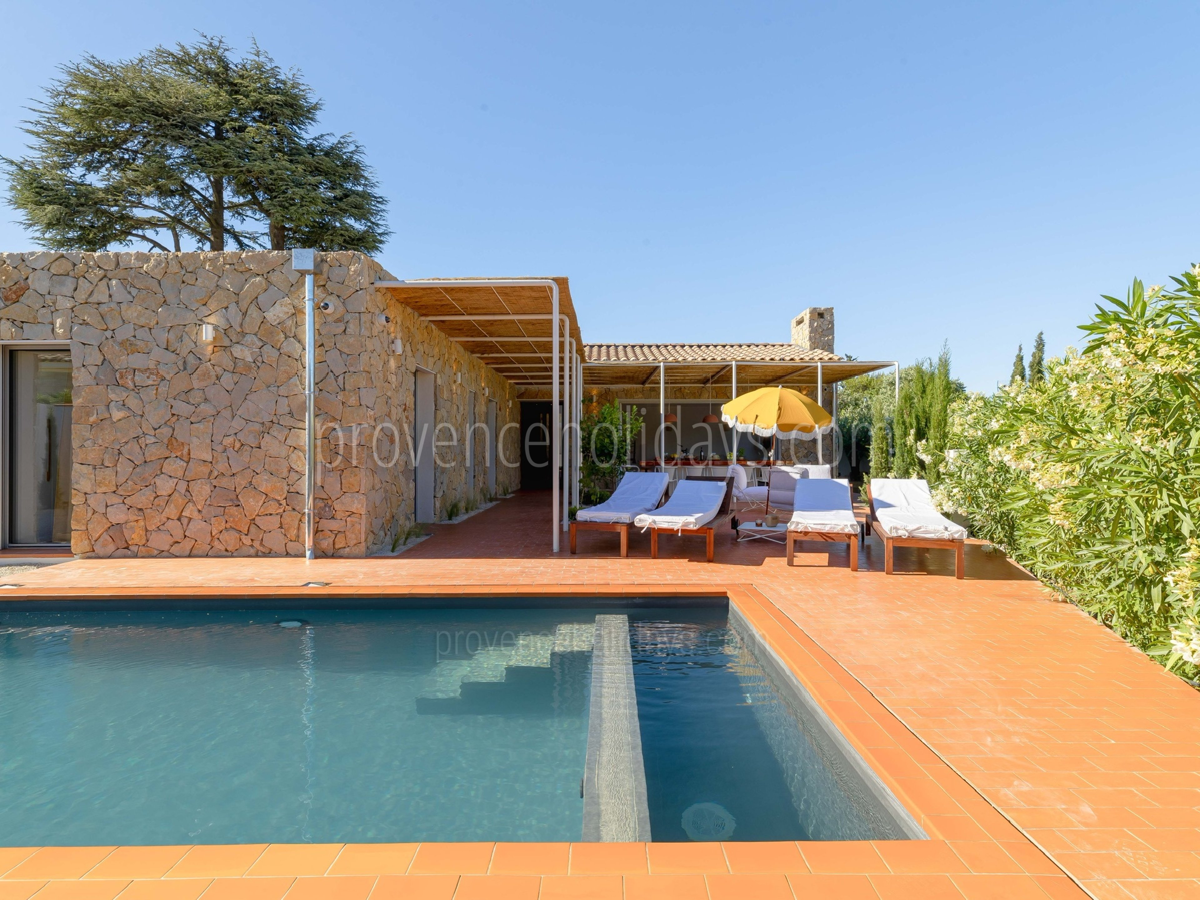 9 - Maison Bardot: Villa: Pool