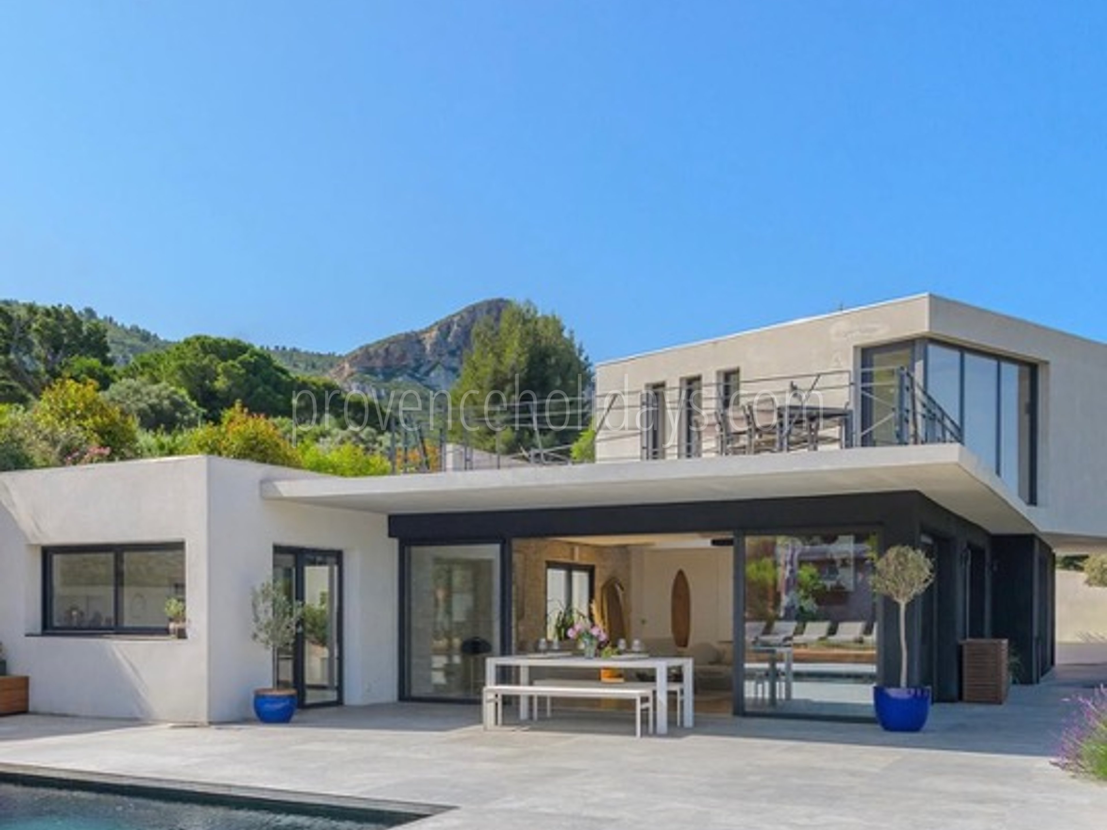 9 - Villas Cassis: Villa: Exterior