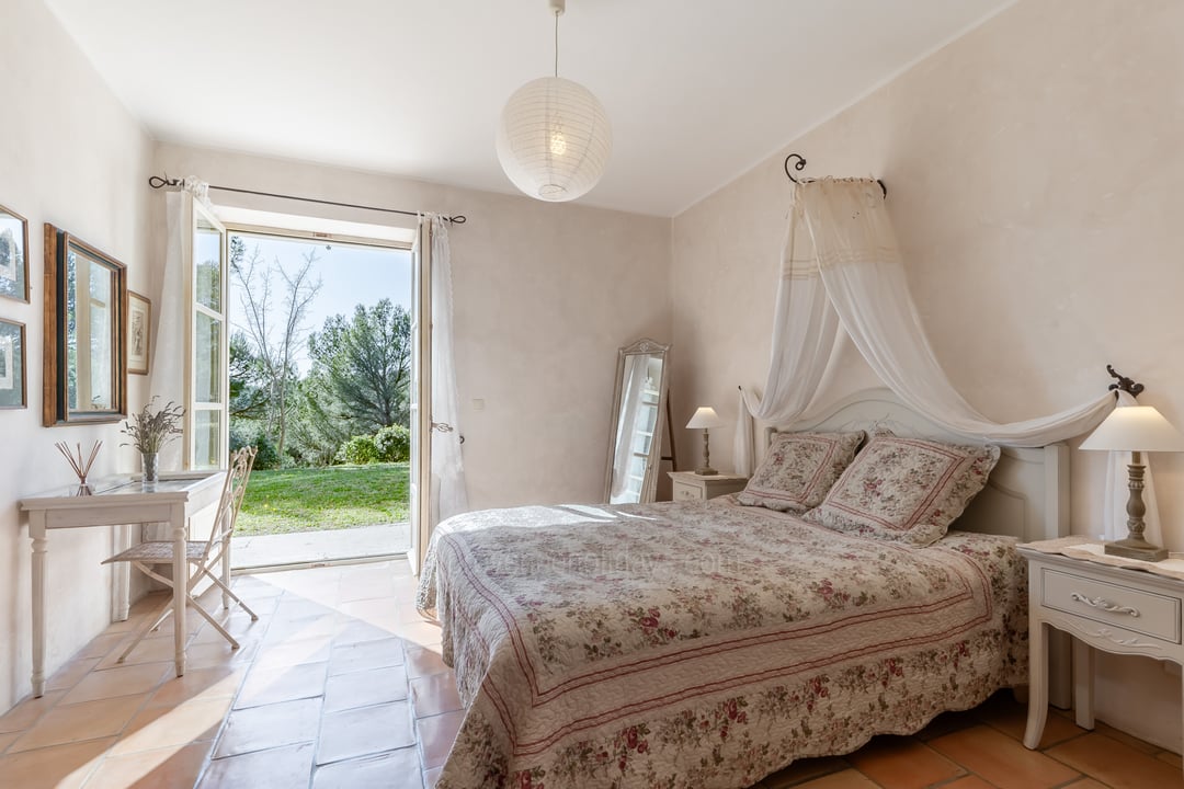 13 - Mas Horizon: Villa: Bedroom