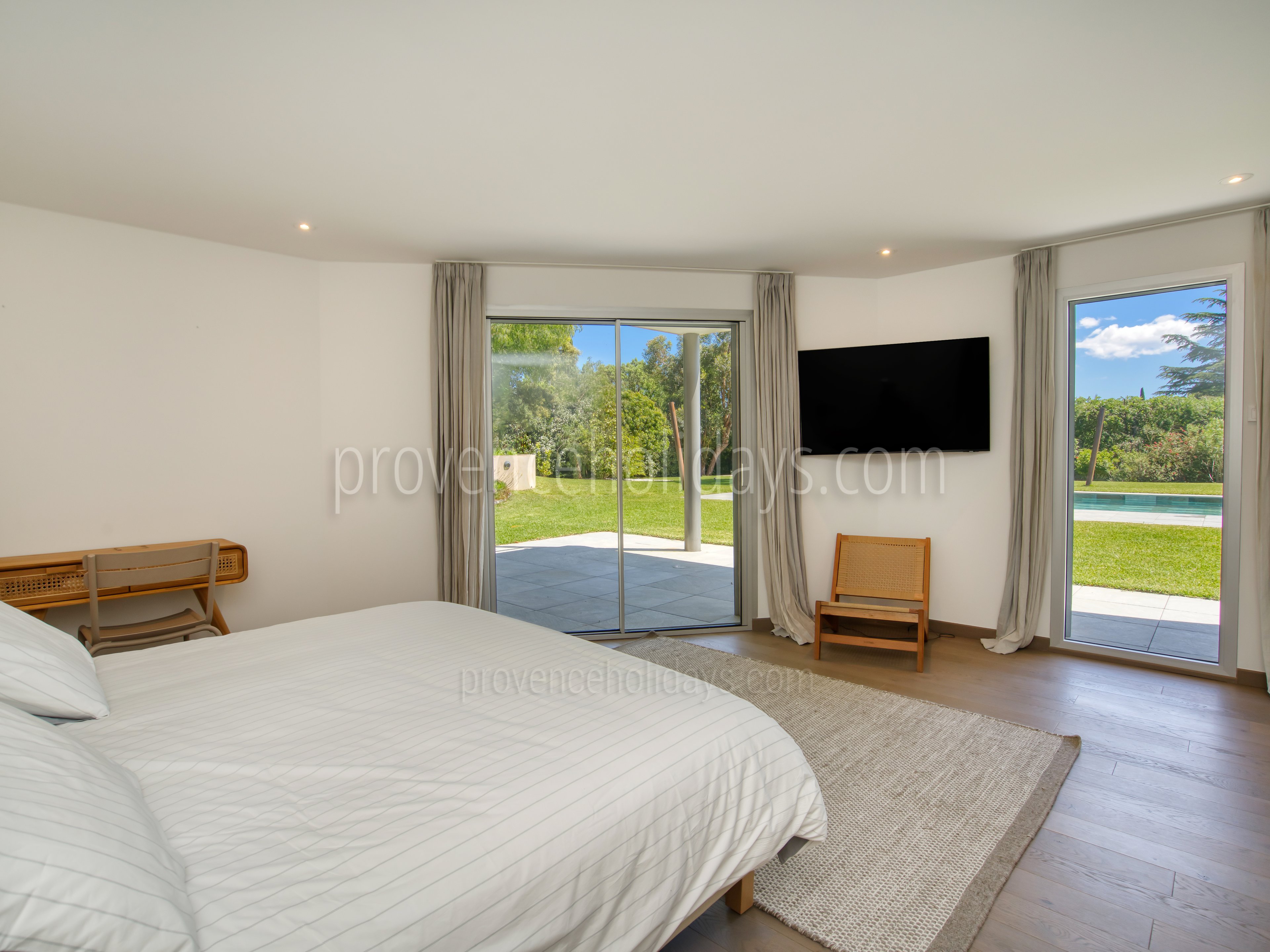 21 - Saphir de Mer: Villa: Bedroom