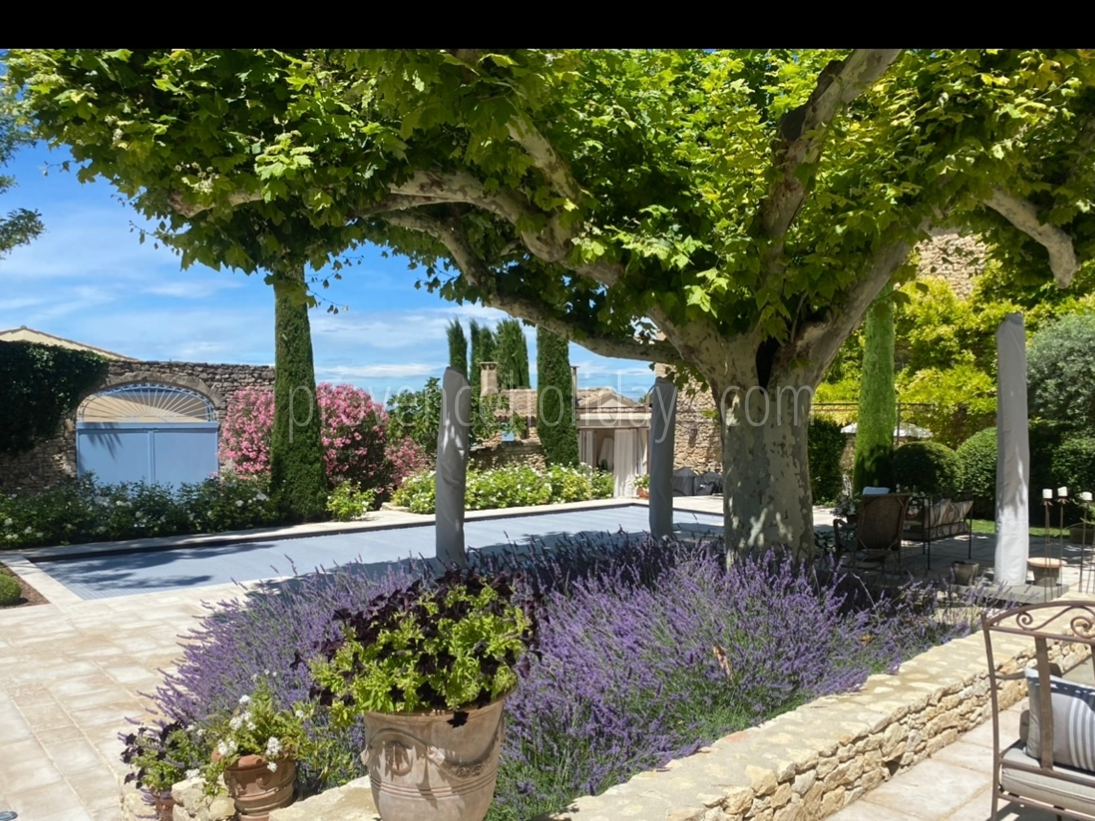 50 - L\'Écrin de Lagnes: Villa: Pool