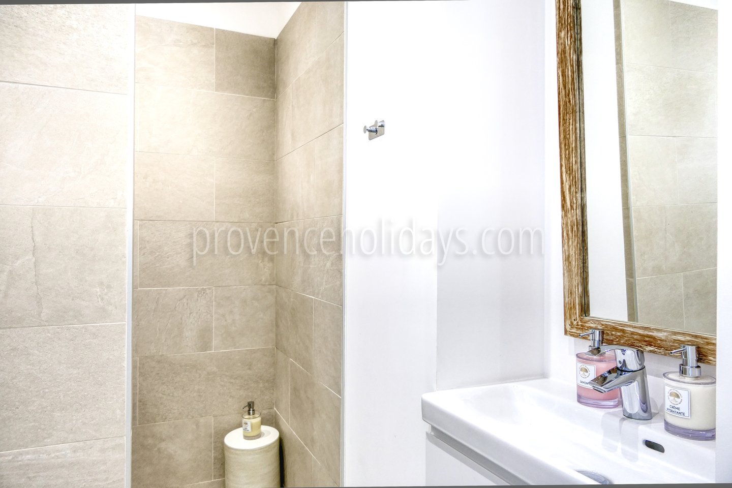13 - Villa Florensia: Villa: Bathroom