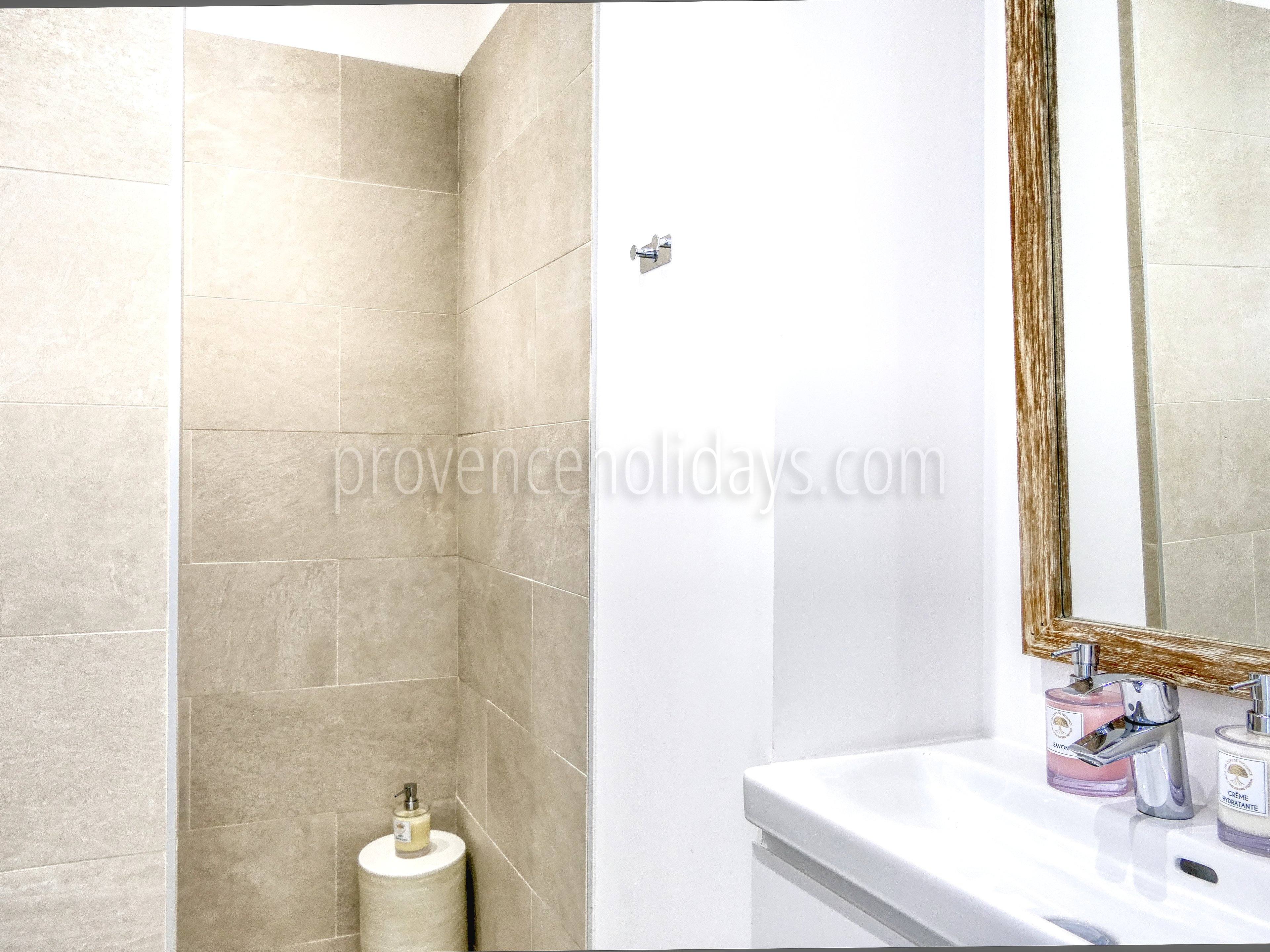 13 - Villa Florensia: Villa: Bathroom