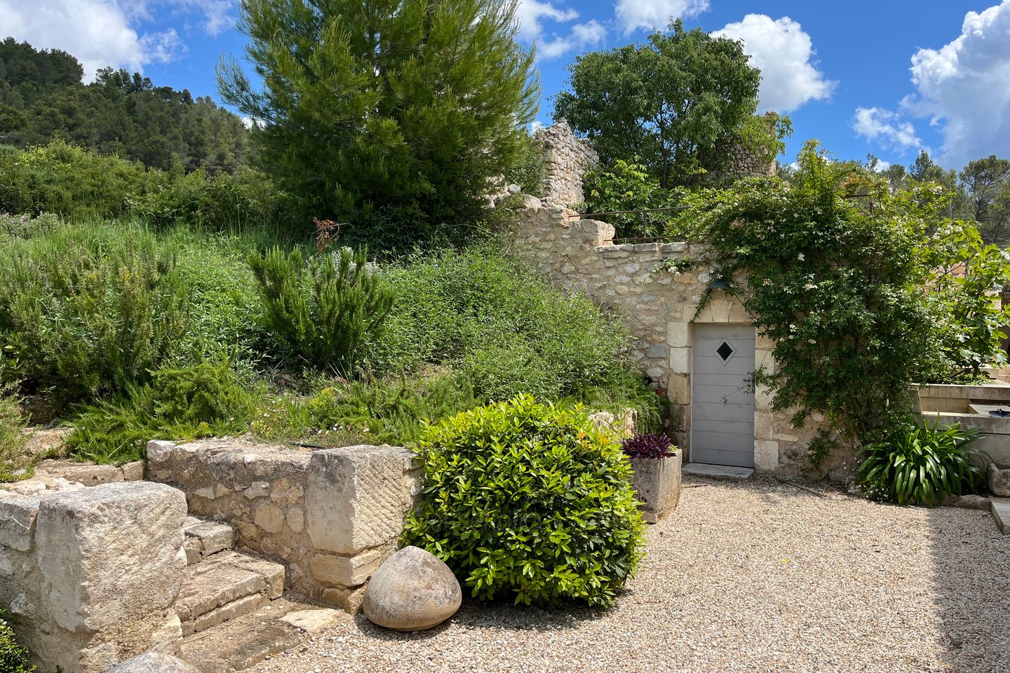 56 - Mas des Baux: Villa: Exterior