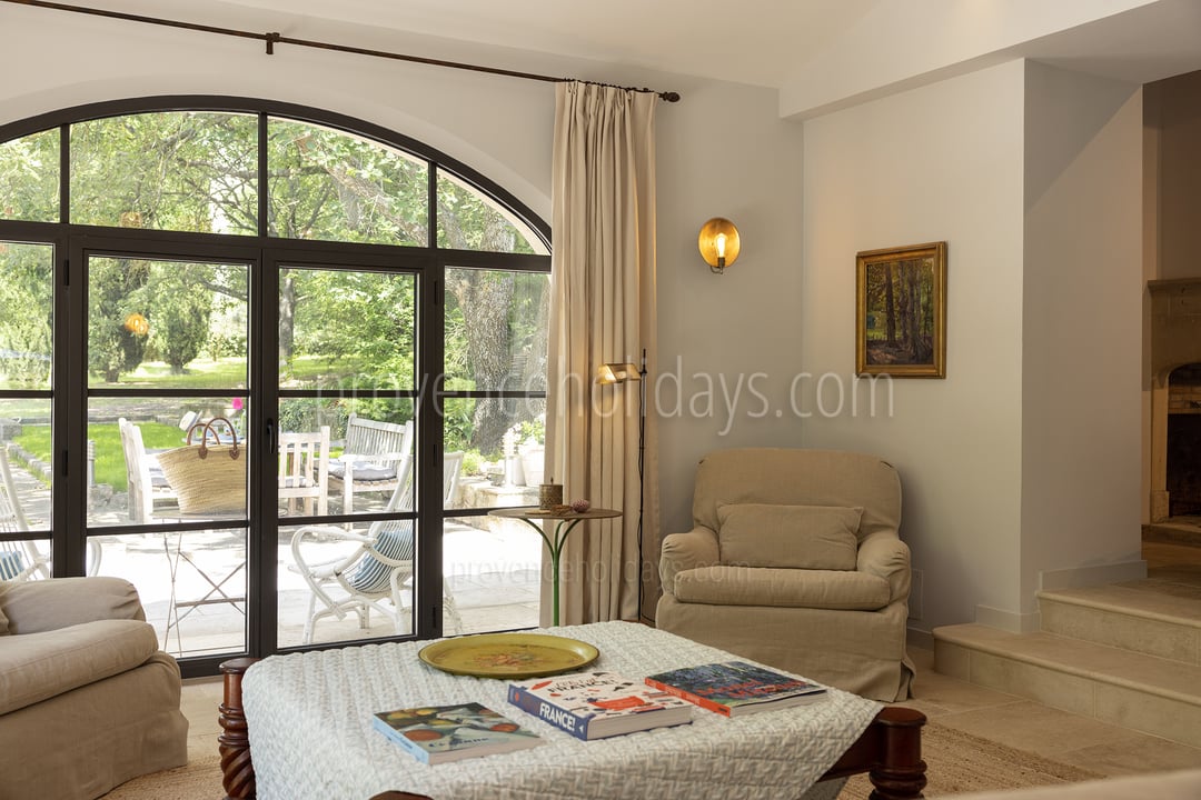 13 - Le Mas d\'Ansouis: Villa: Interior