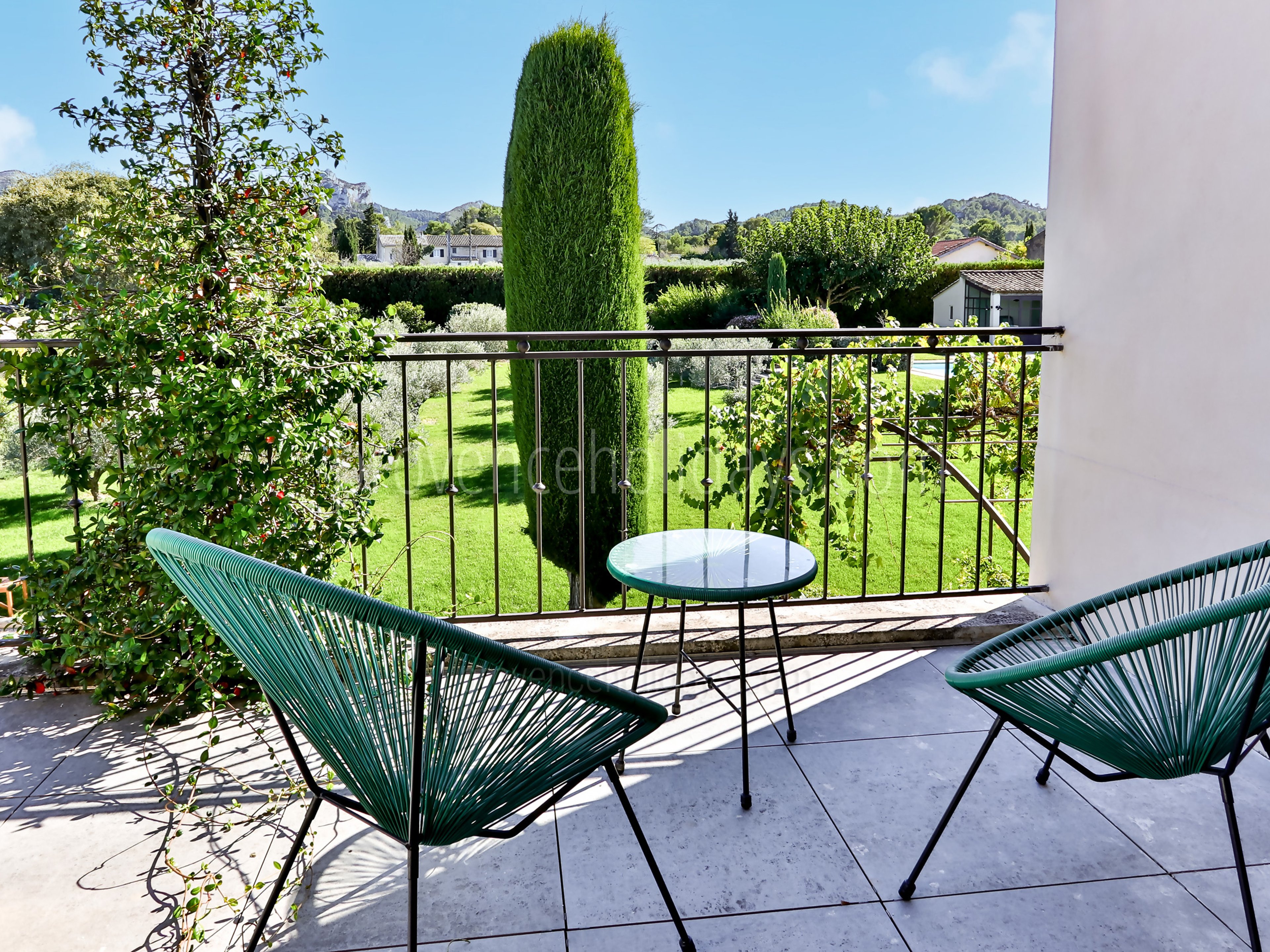 20 - Mas Joliette: Villa: Exterior