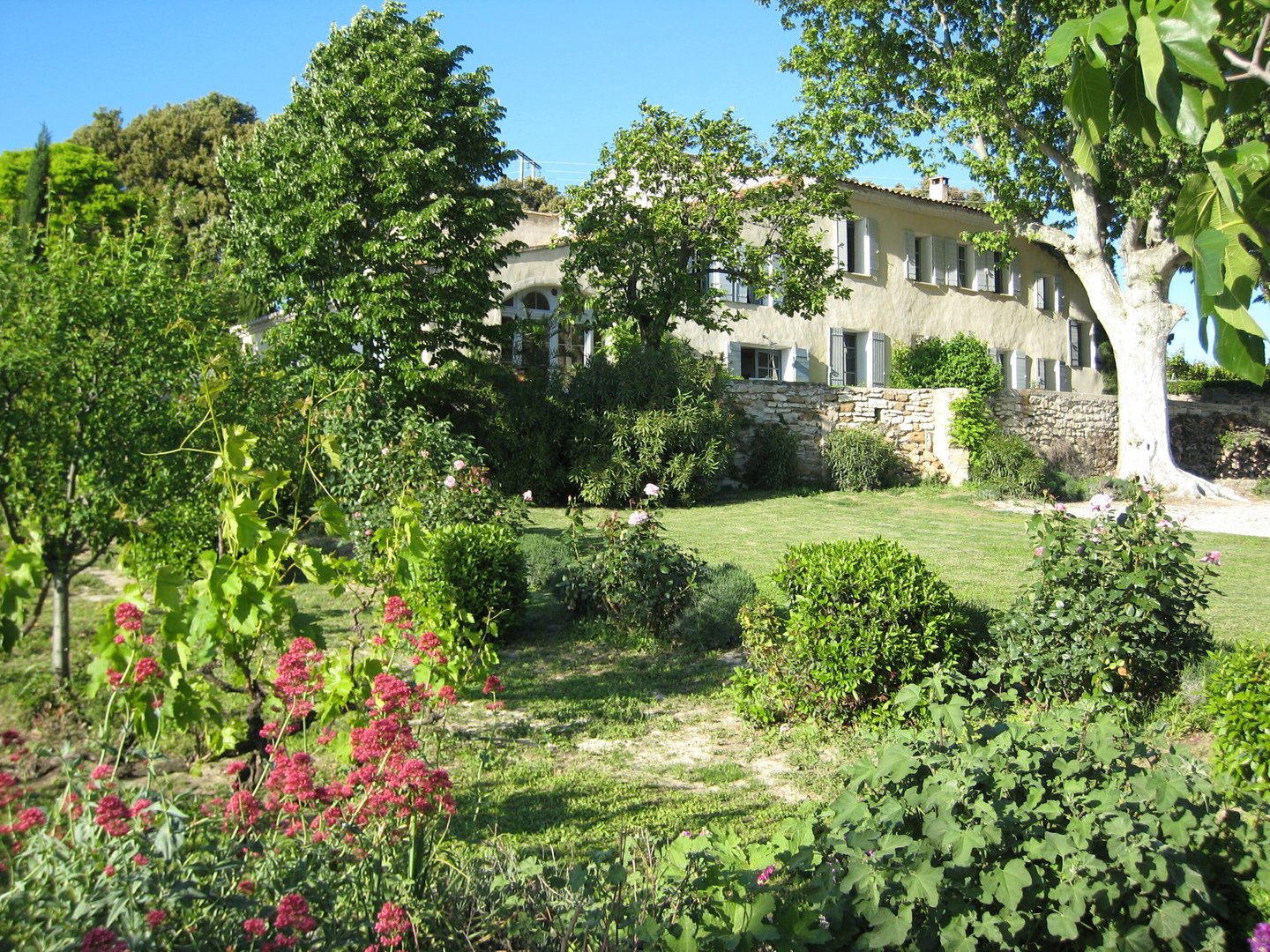 12 - Chez Martine: Villa: Exterior