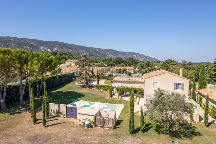 9 - Domaine des Vignobles: Villa: Exterior
