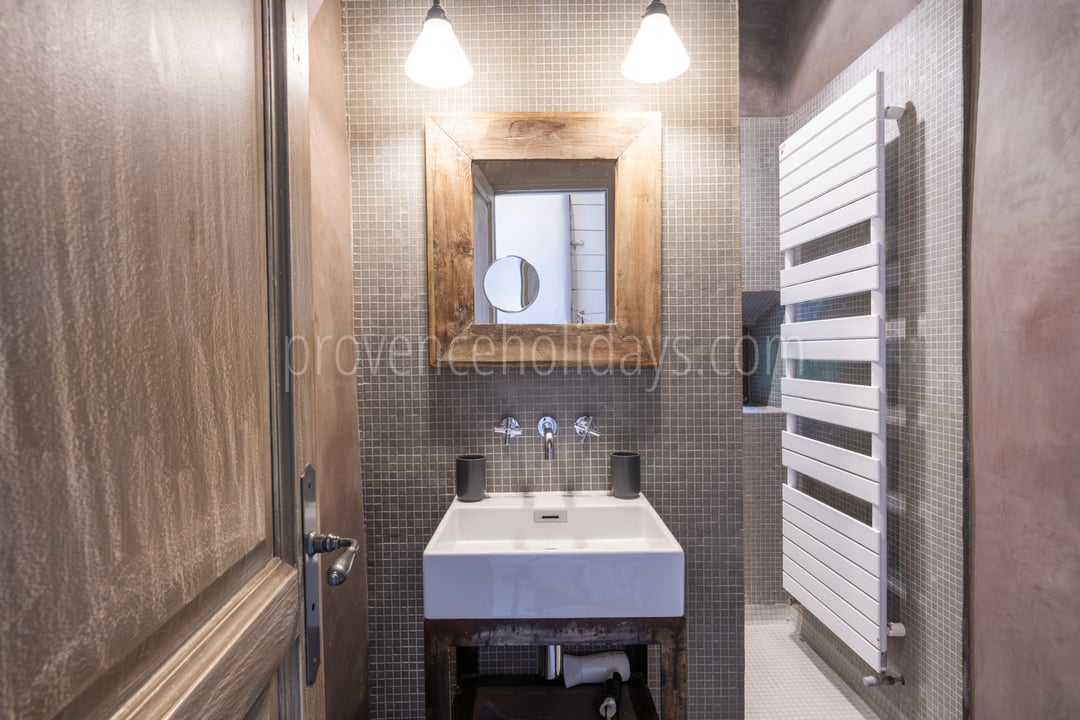 38 - Le Mas aux Gargouilles: Villa: Bathroom