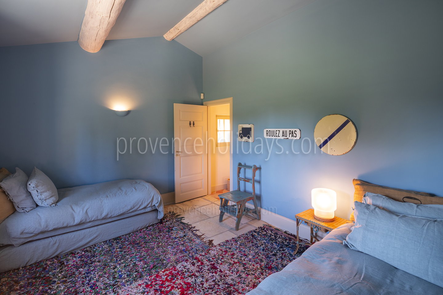 43 - Mas Provence: Villa: Bedroom