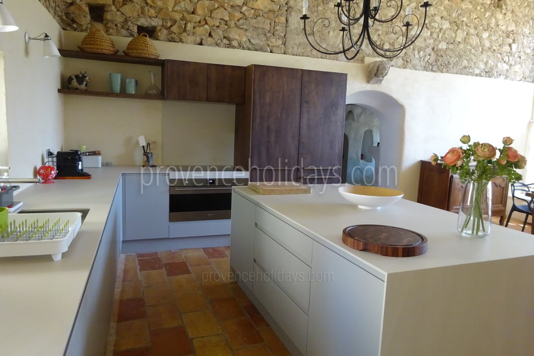 19 - Mas Art et Soleil: Villa: Interior
