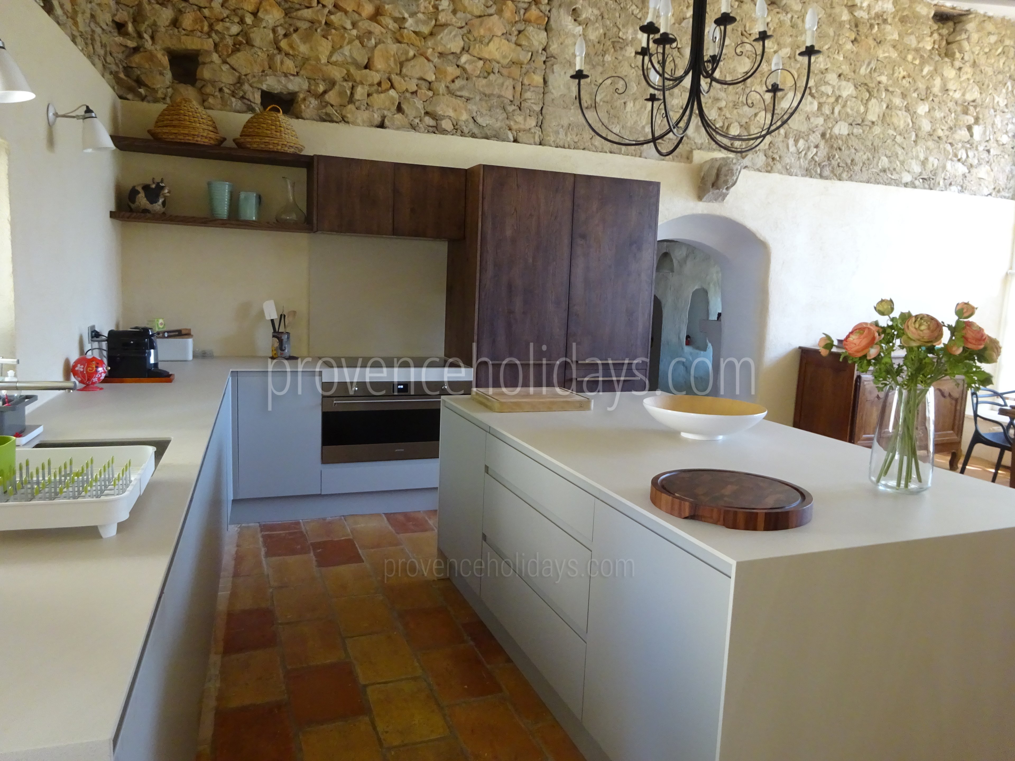 19 - Mas Art et Soleil: Villa: Interior
