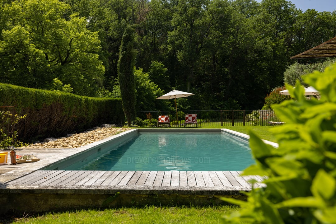 11 - Bastide de Goult: Villa: Pool