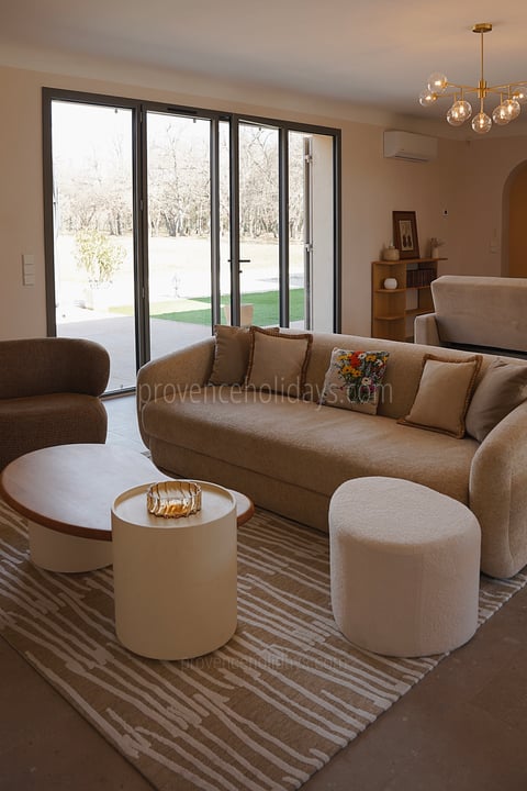 8 - Mas Trabail: Villa: Interior