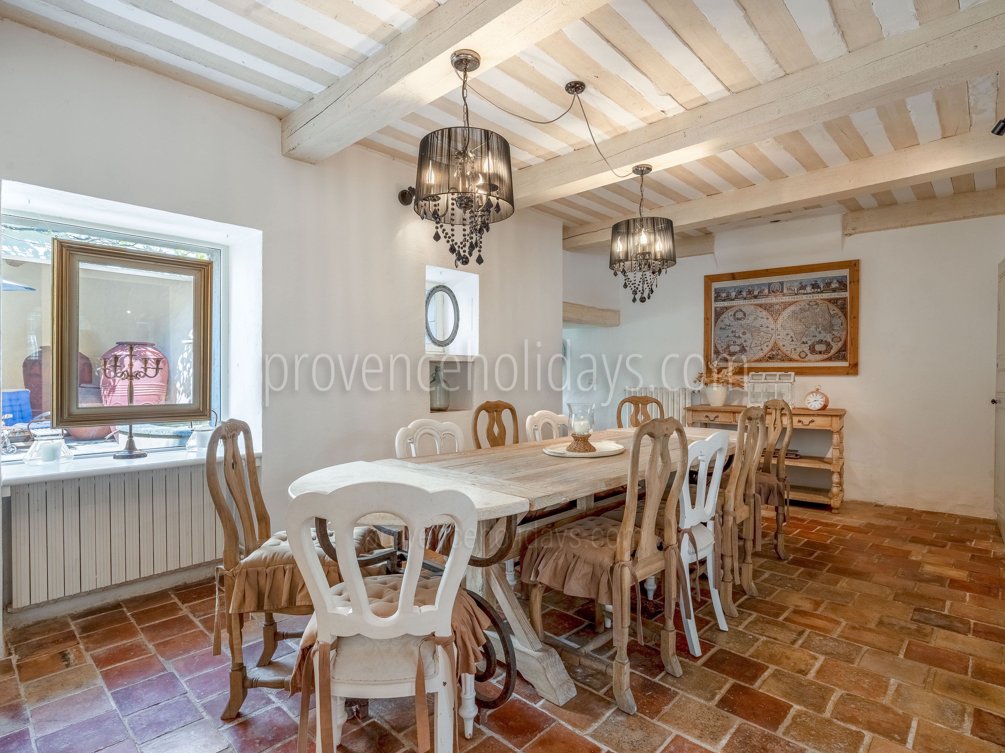27 - Mas Lou Miradou: Villa: Interior