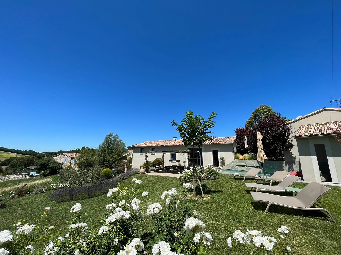 38 - Le Mas du Vallon: Villa: Exterior