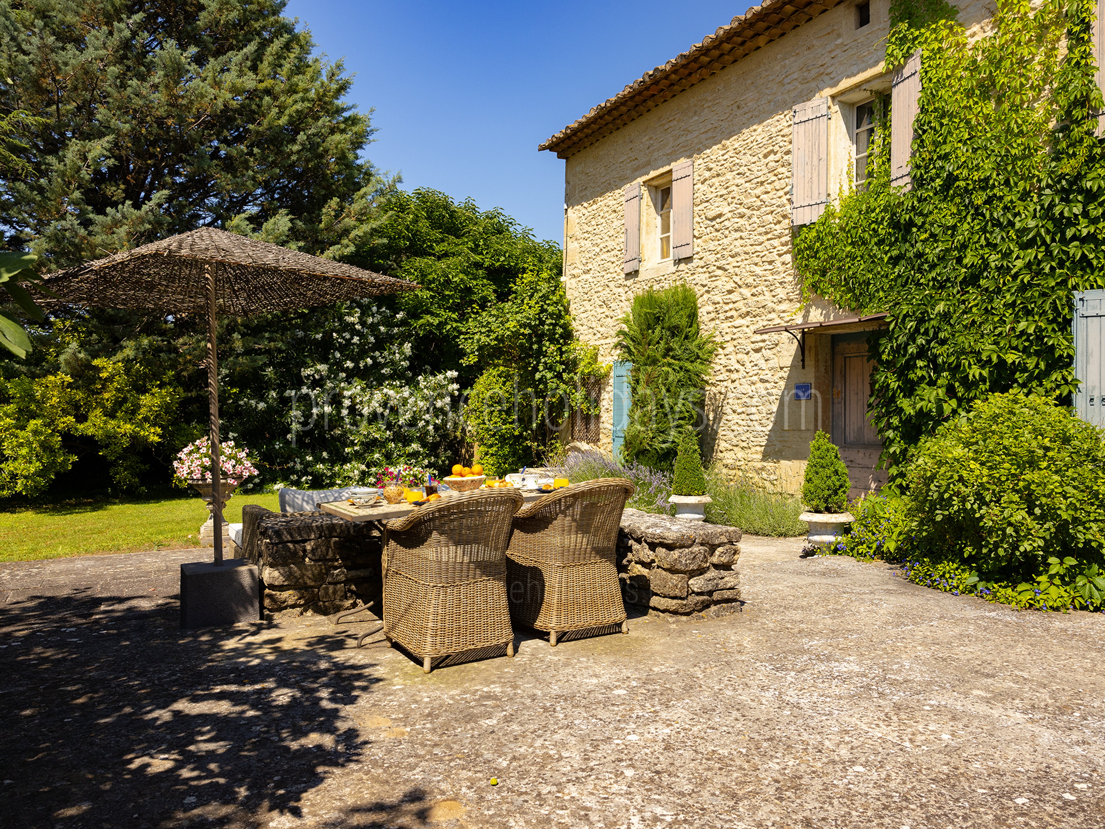 39 - Pine Lodge: Villa: Exterior