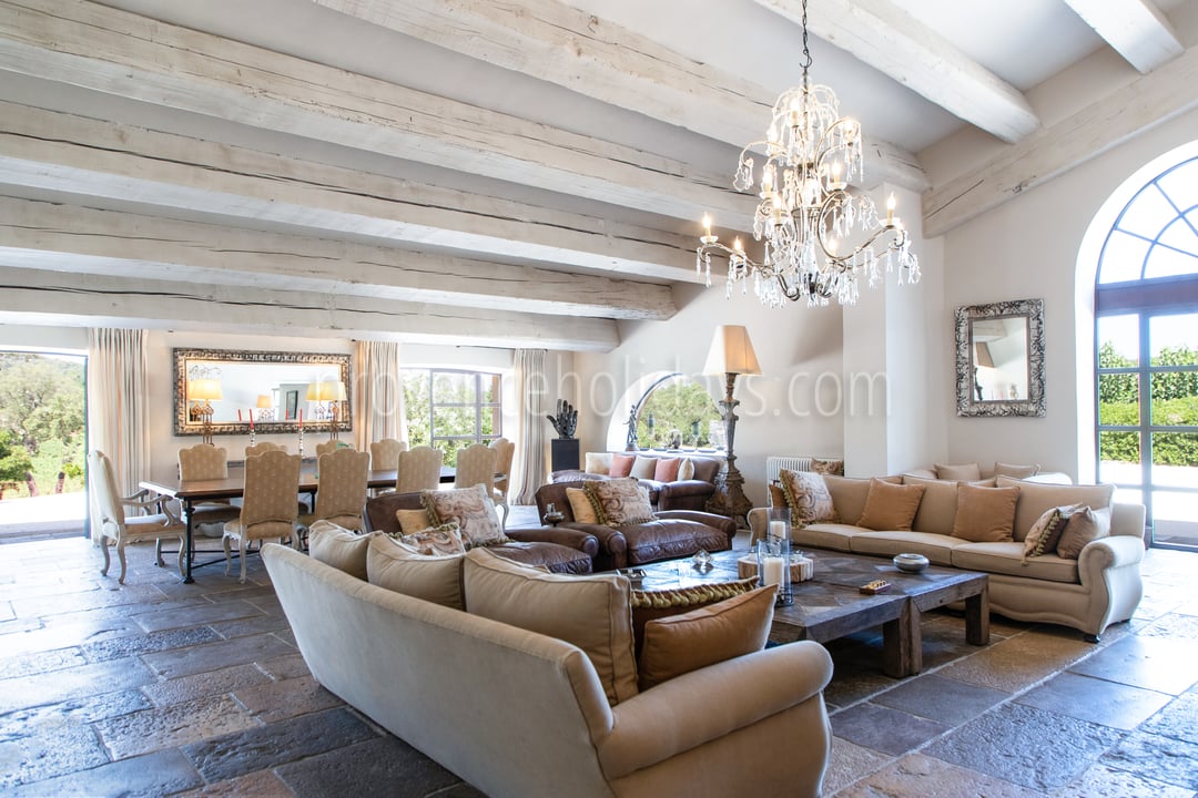 22 - Bastide Queen: Villa: Interior