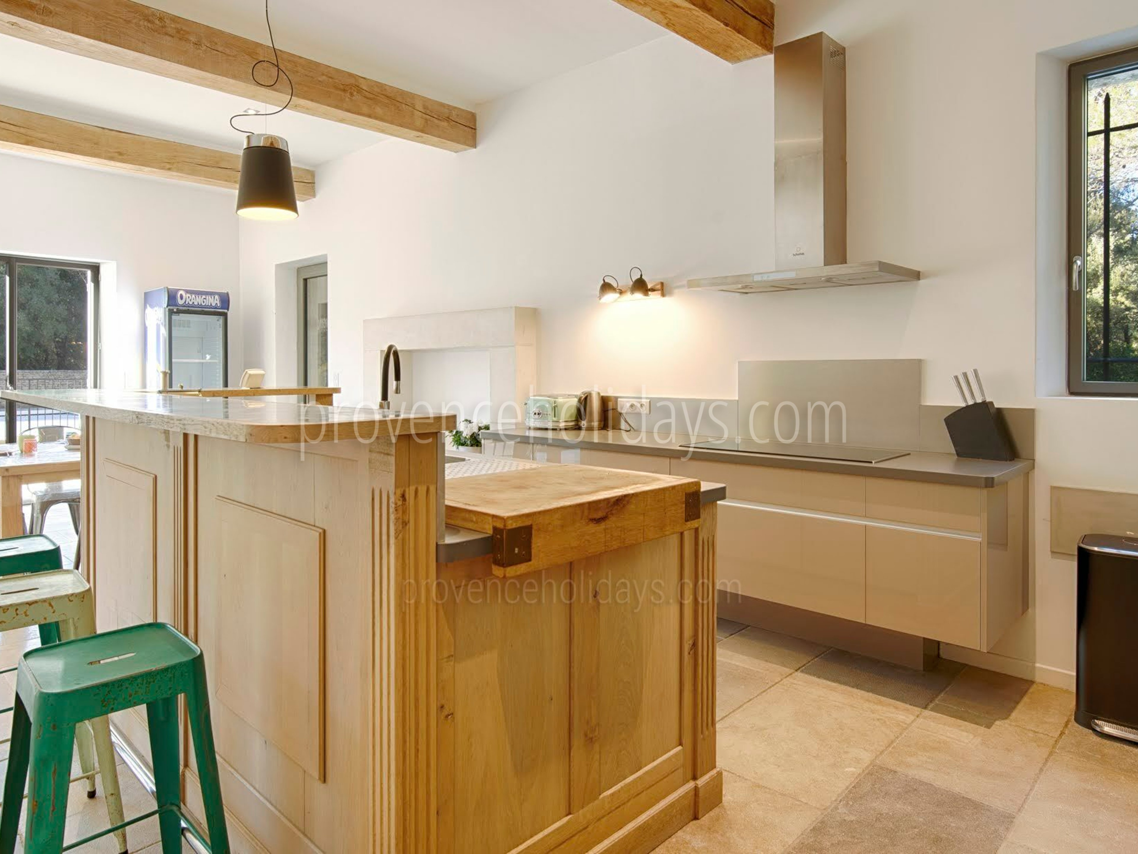 23 - Le Mas de la Pinède: Villa: Interior