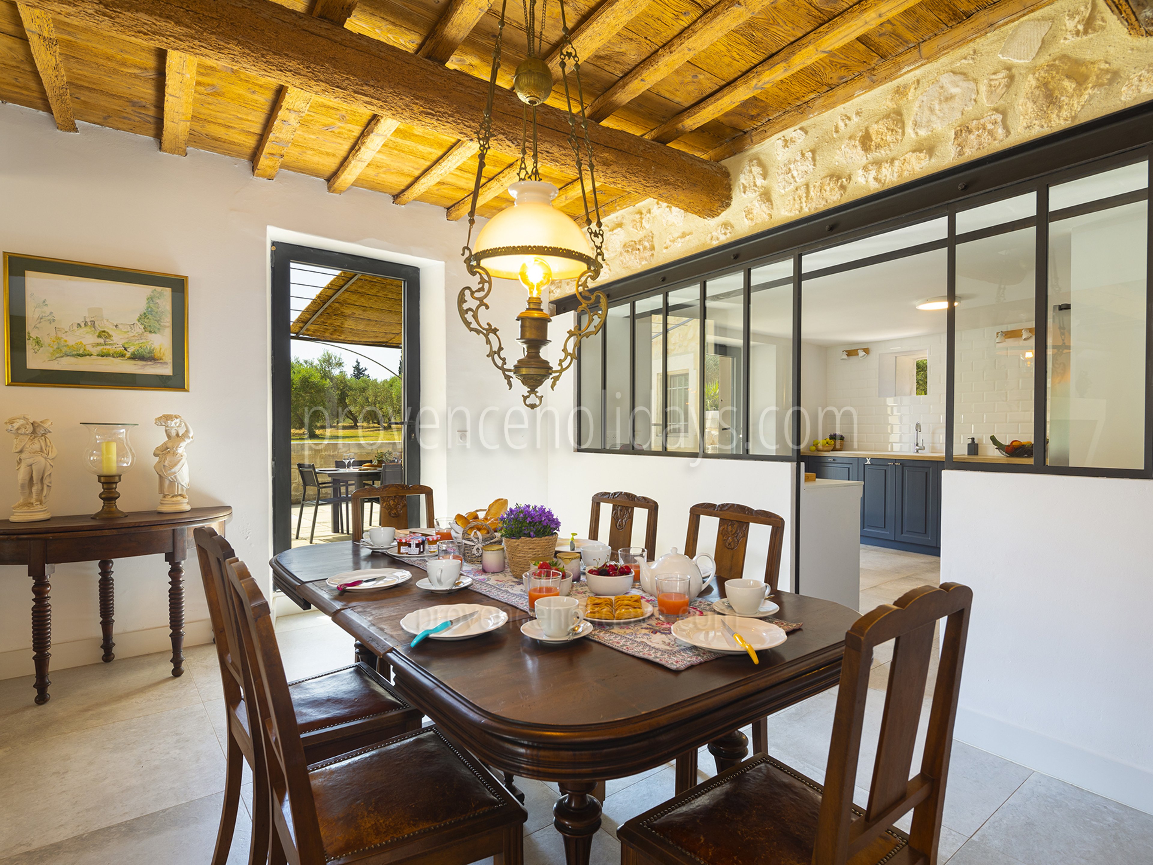 9 - Mas Alpilles: Villa: Interior