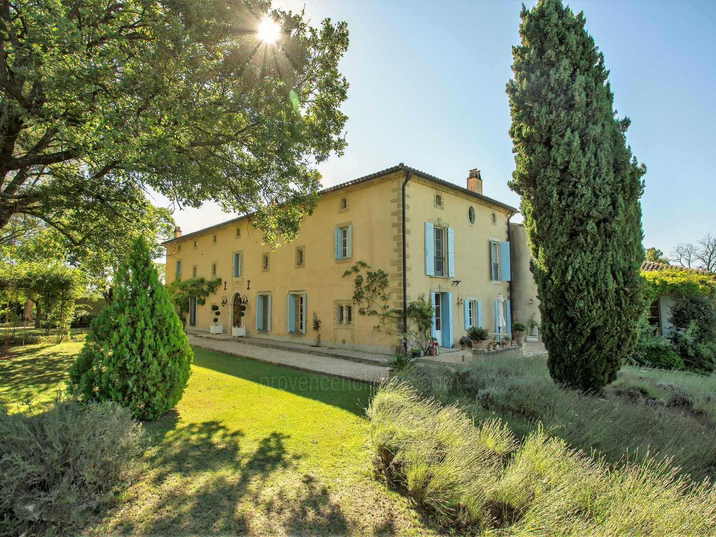 8 - Domaine d\'Uzès: Villa: Exterior