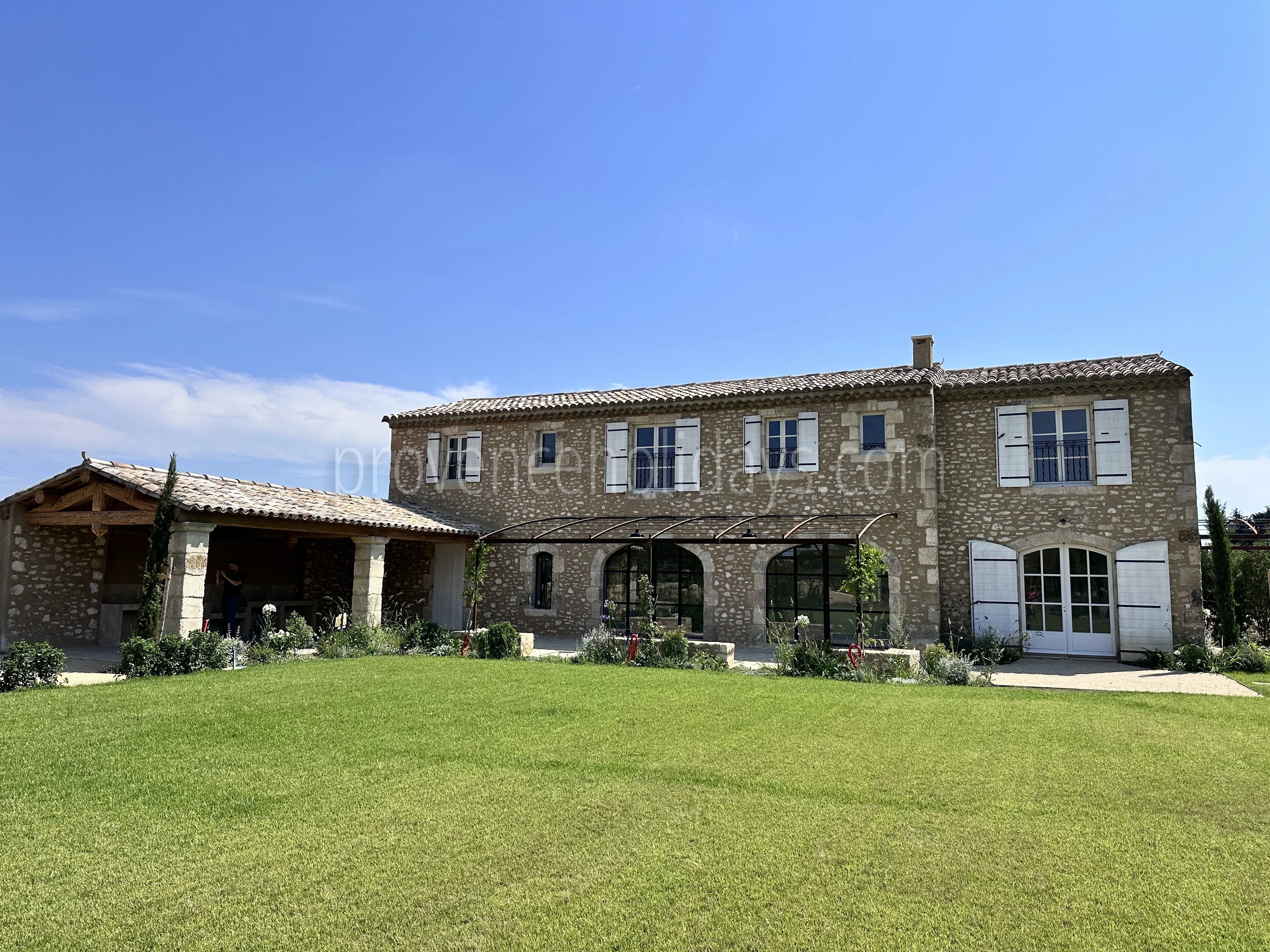 23 - Provençal mas in Eygalières: Villa: Exterior