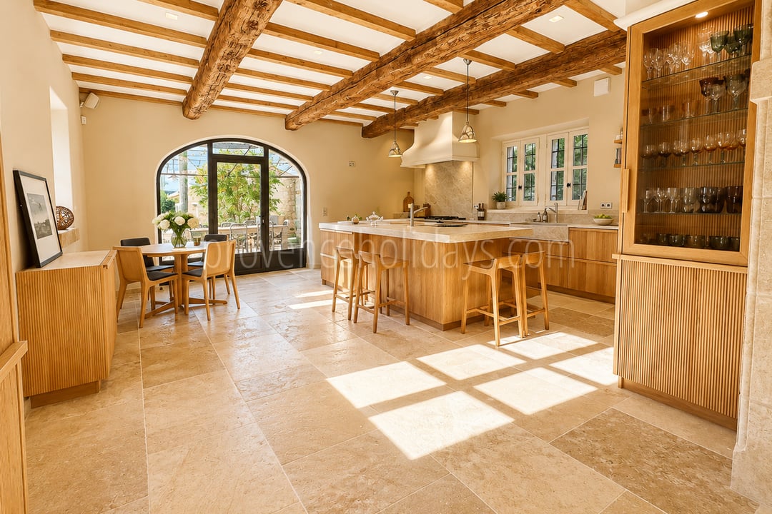 8 - Villa Panorama: Villa: Interior