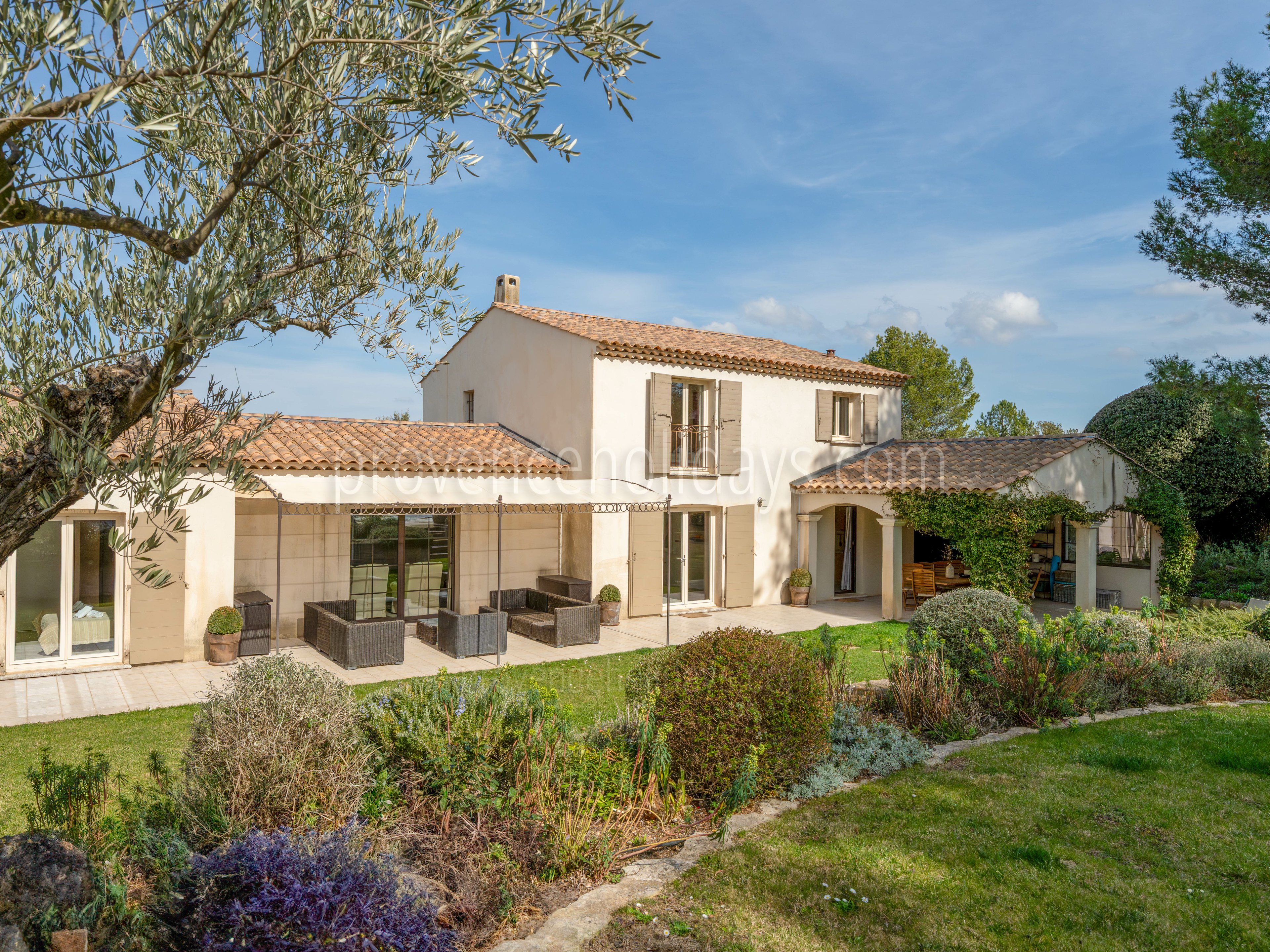 3 - Chez Marie Therèse: Villa: Exterior