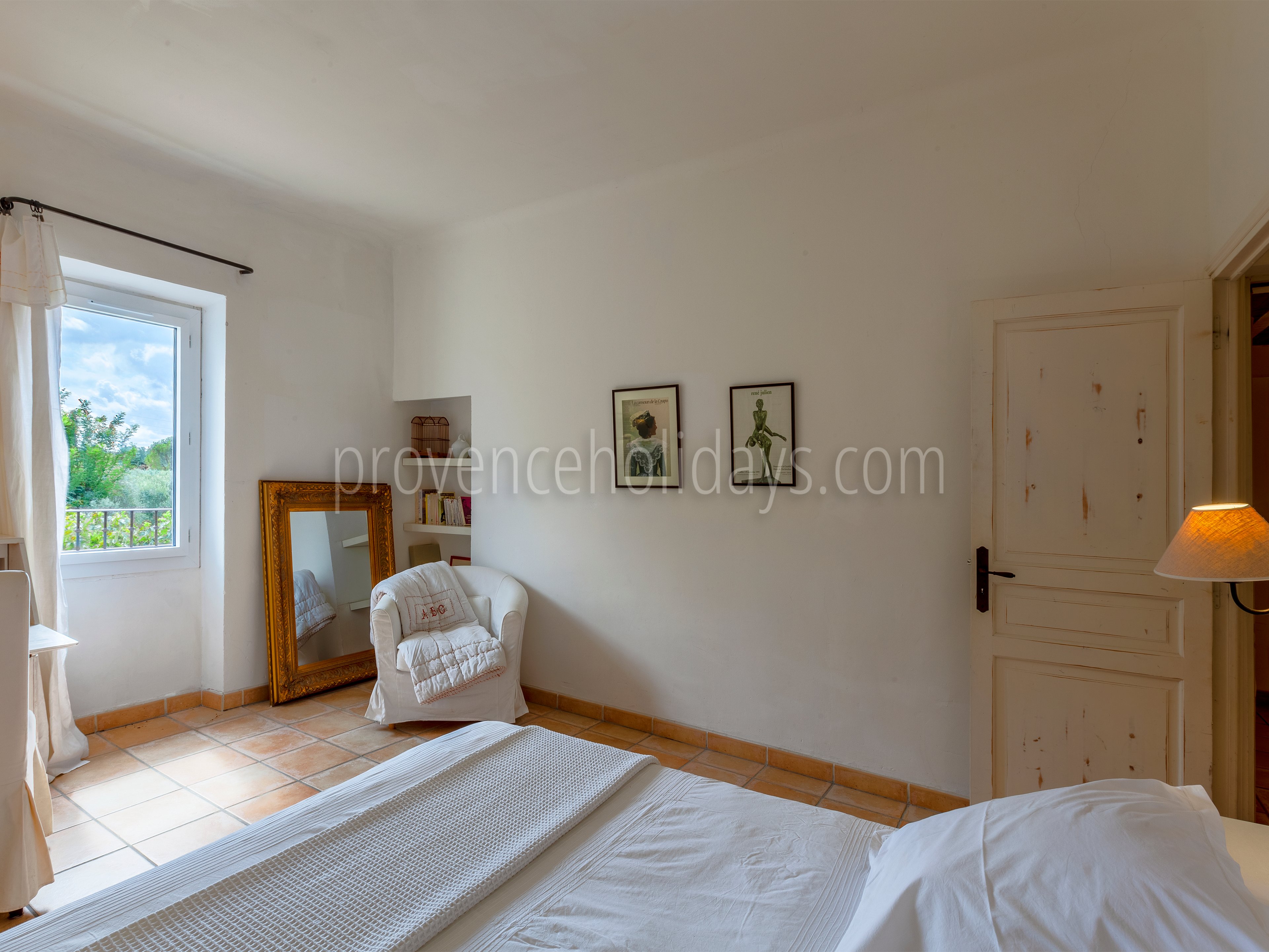 57 - Maison Robion: Villa: Bedroom