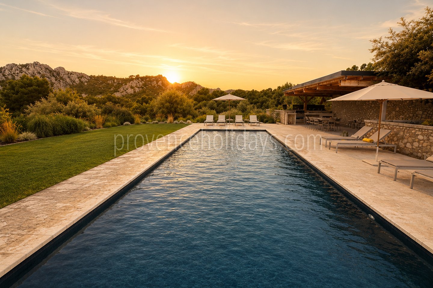 57 - Le Loup des Alpilles: Villa: Pool
