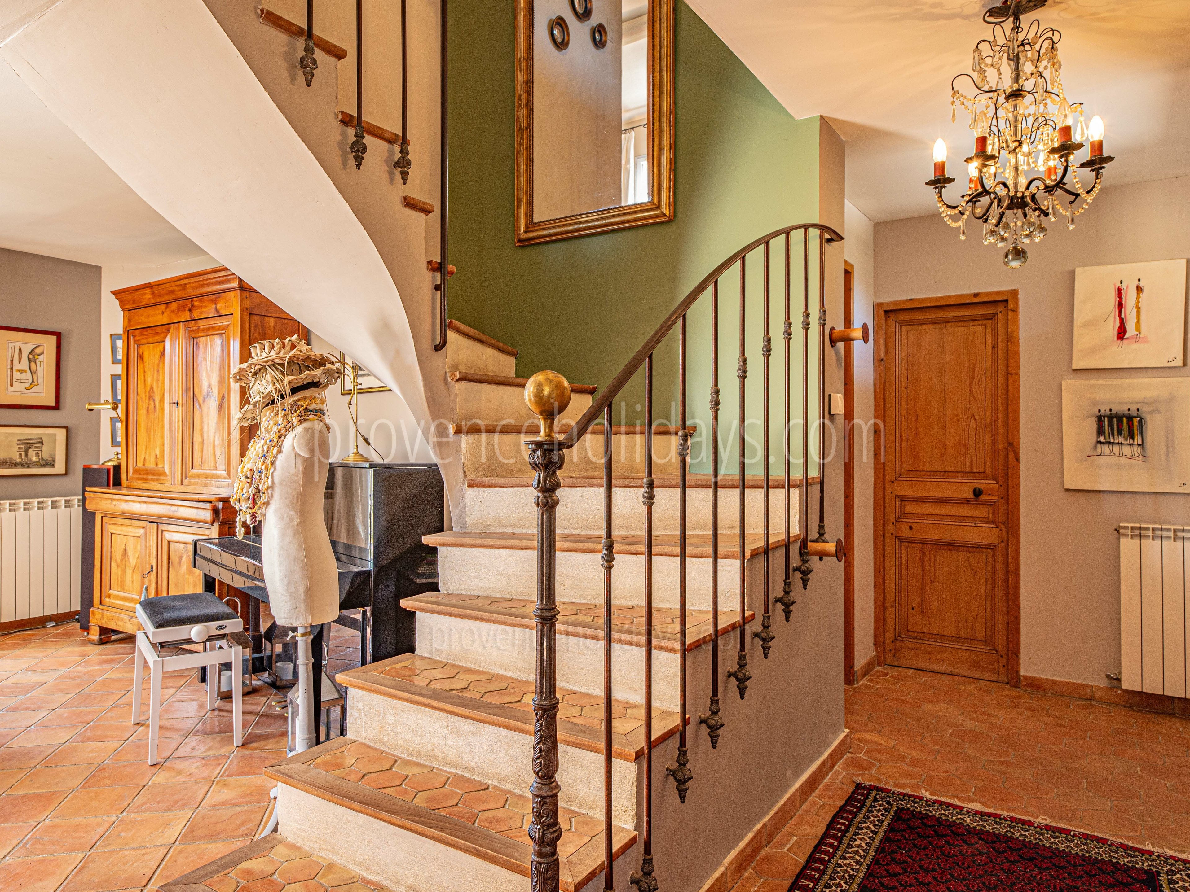 19 - Villa Bastide: Villa: Interior