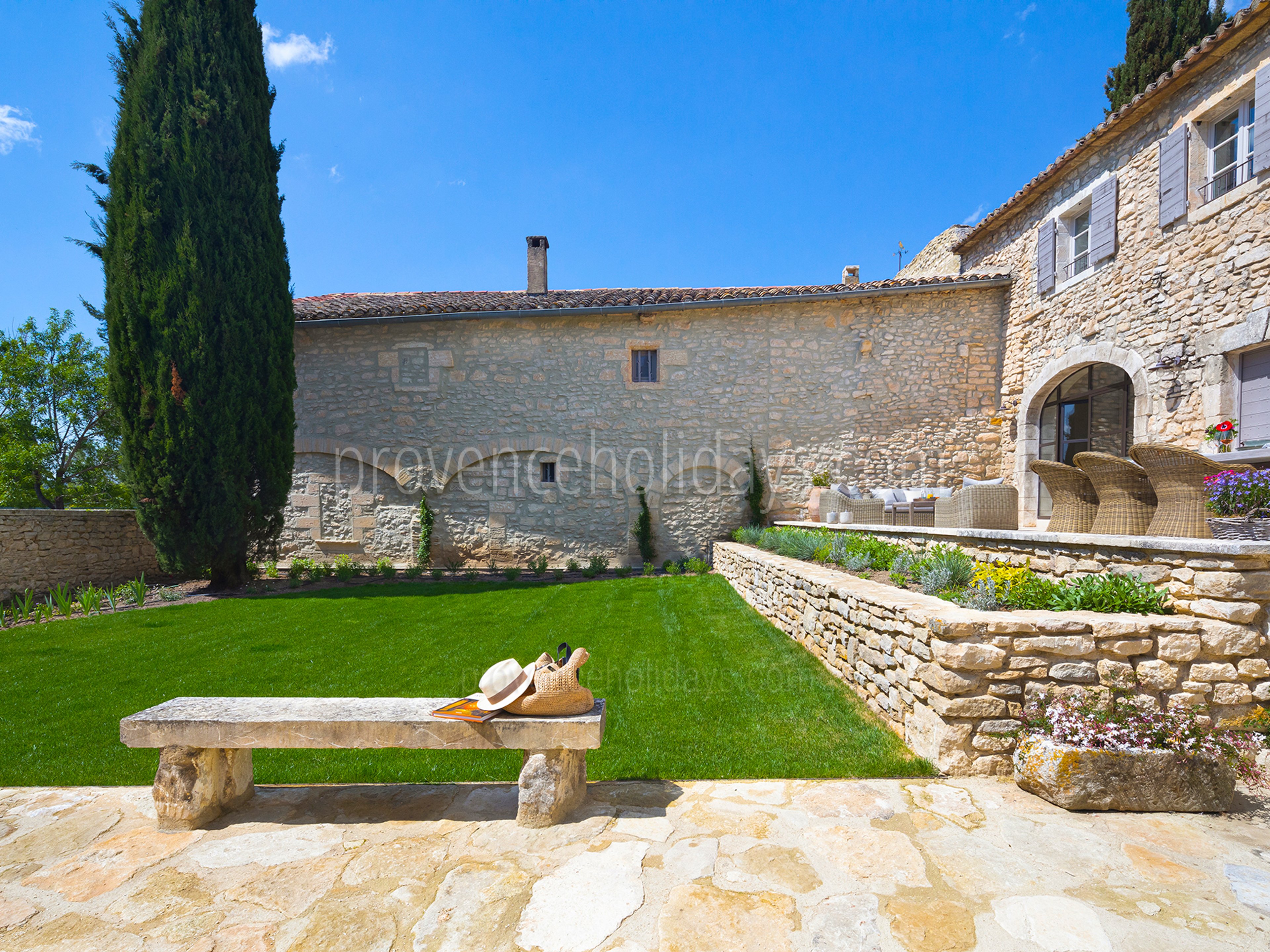 16 - Mas Vaudois: Villa: Exterior