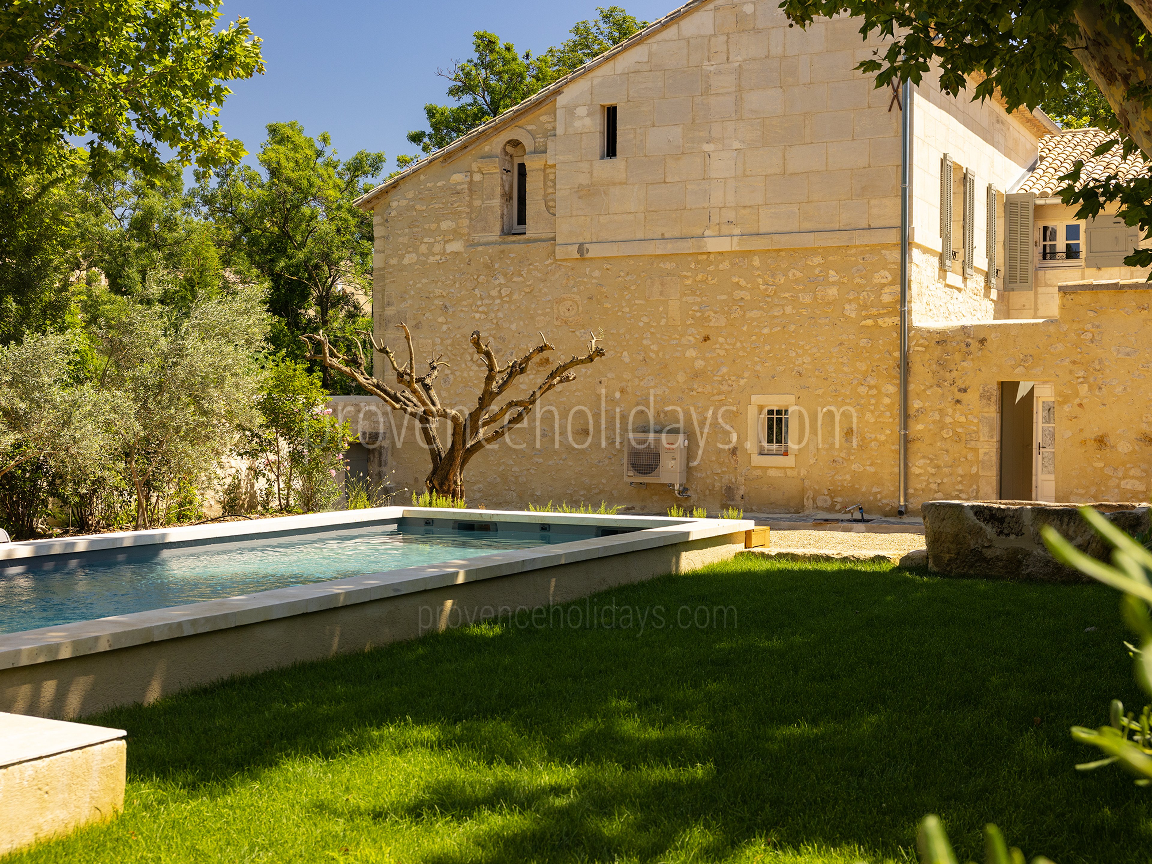 26 - Maison de la Chapelle: Villa: Exterior
