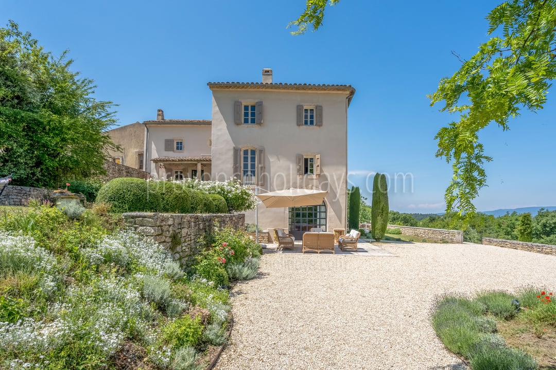 71 - Bastide des Magnans: Villa: Exterior
