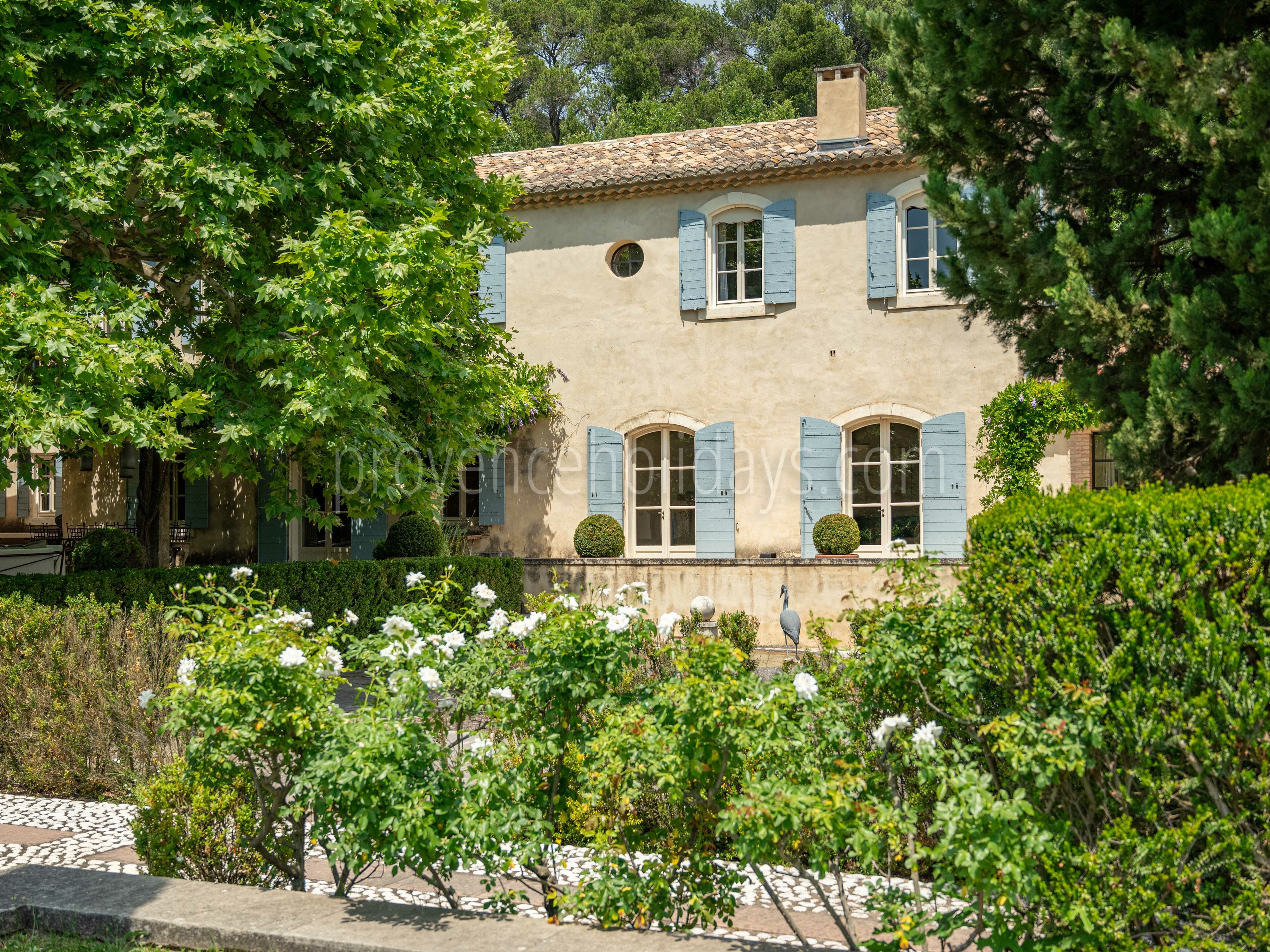 68 - Mas Provence: Villa: Exterior