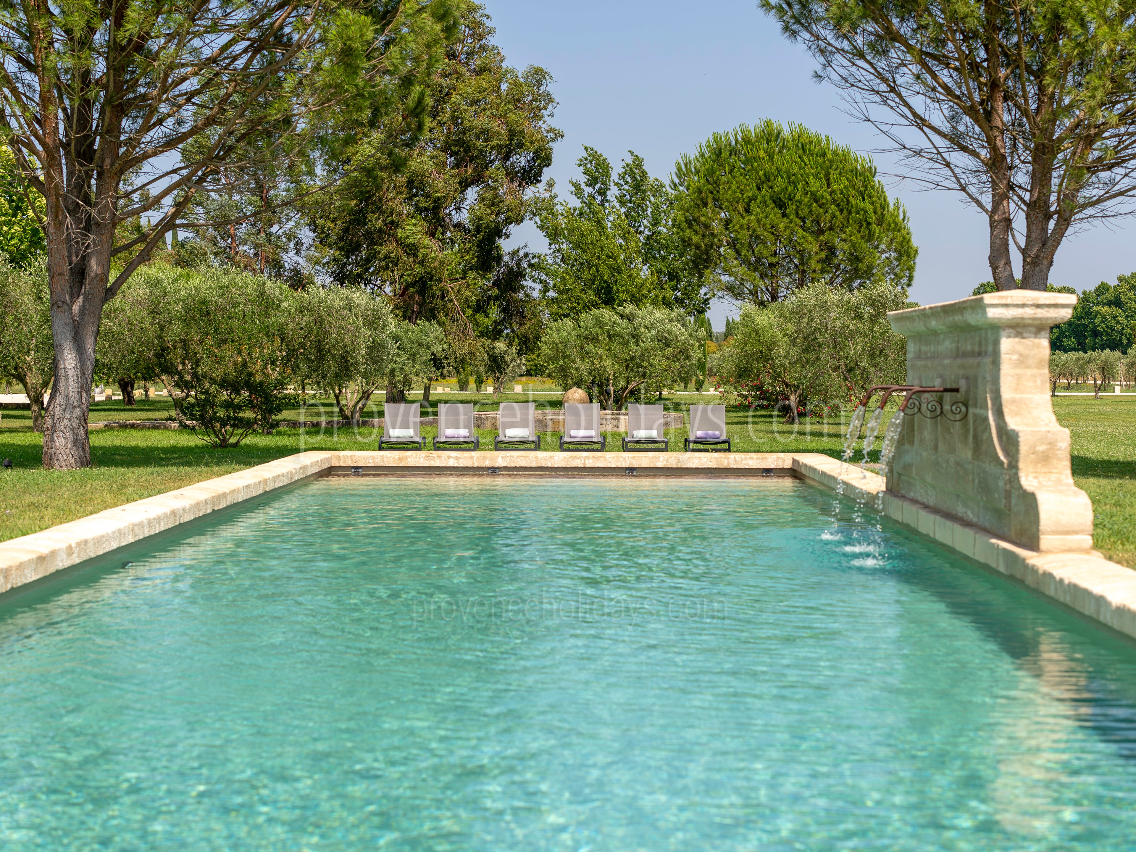 7 - Mas du Temps Suspendu: Villa: Pool