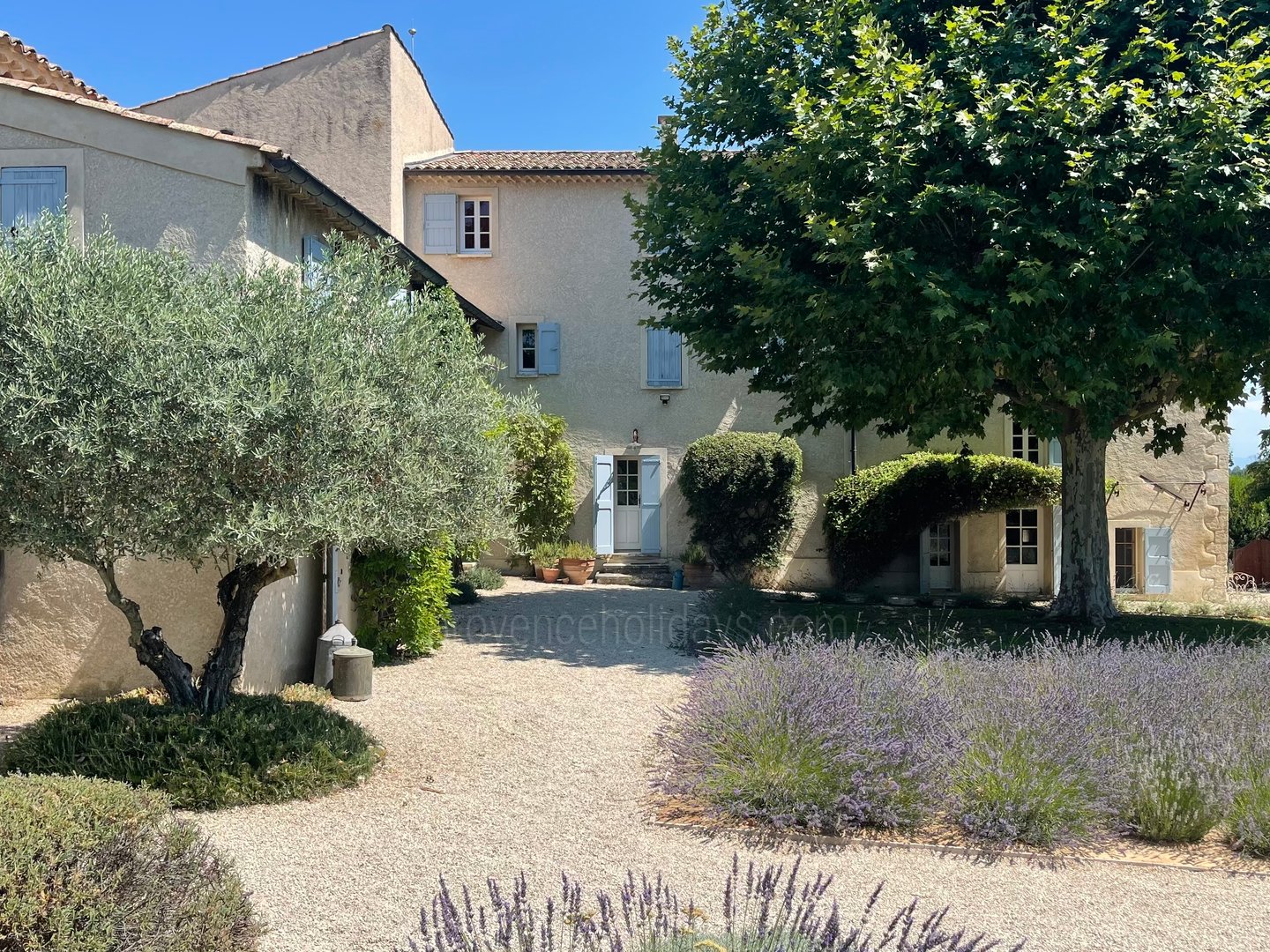 25 - Mas Pasquette: Villa: Exterior