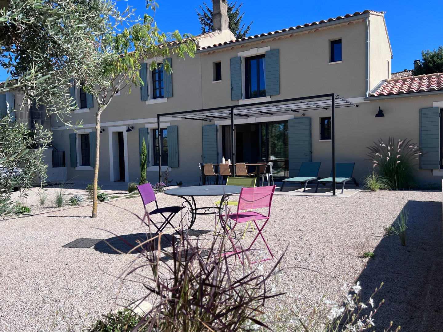 26 - Mazet de Fontvieille: Villa: Exterior