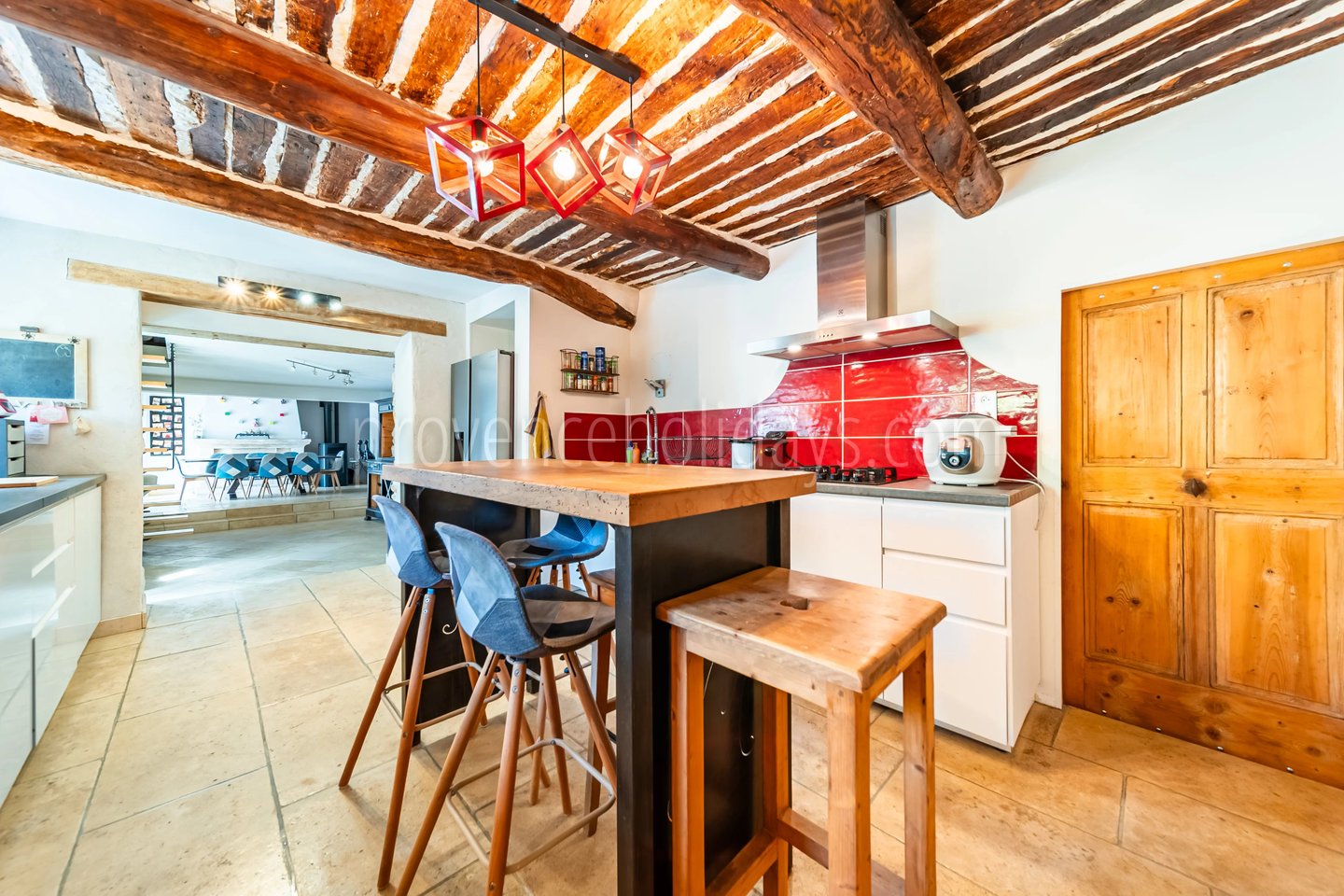 18 - Characterful mas in Bonnieux: Villa: Interior
