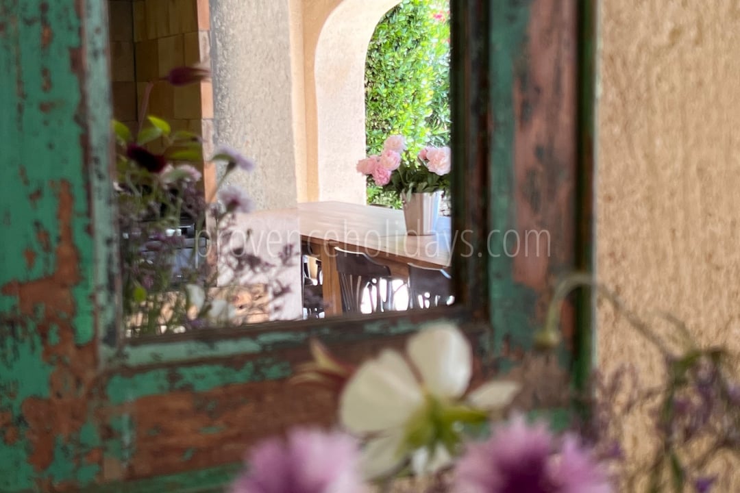 30 - Bastide Gergouven: Villa: Exterior