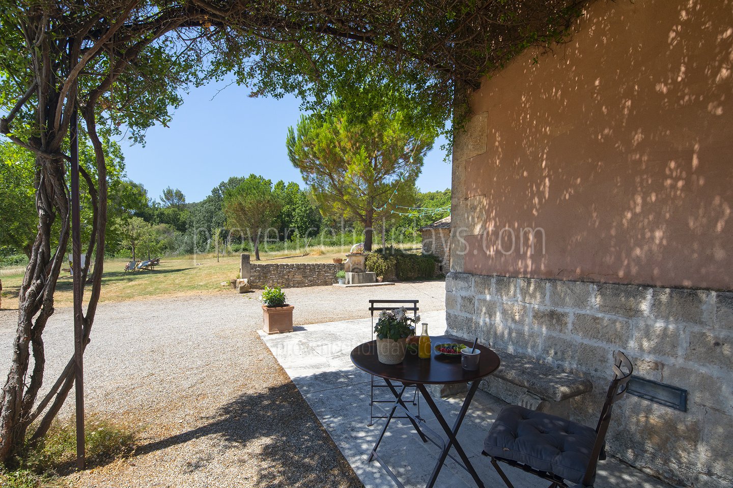 20 - La Bastide des Sources: Villa: Exterior