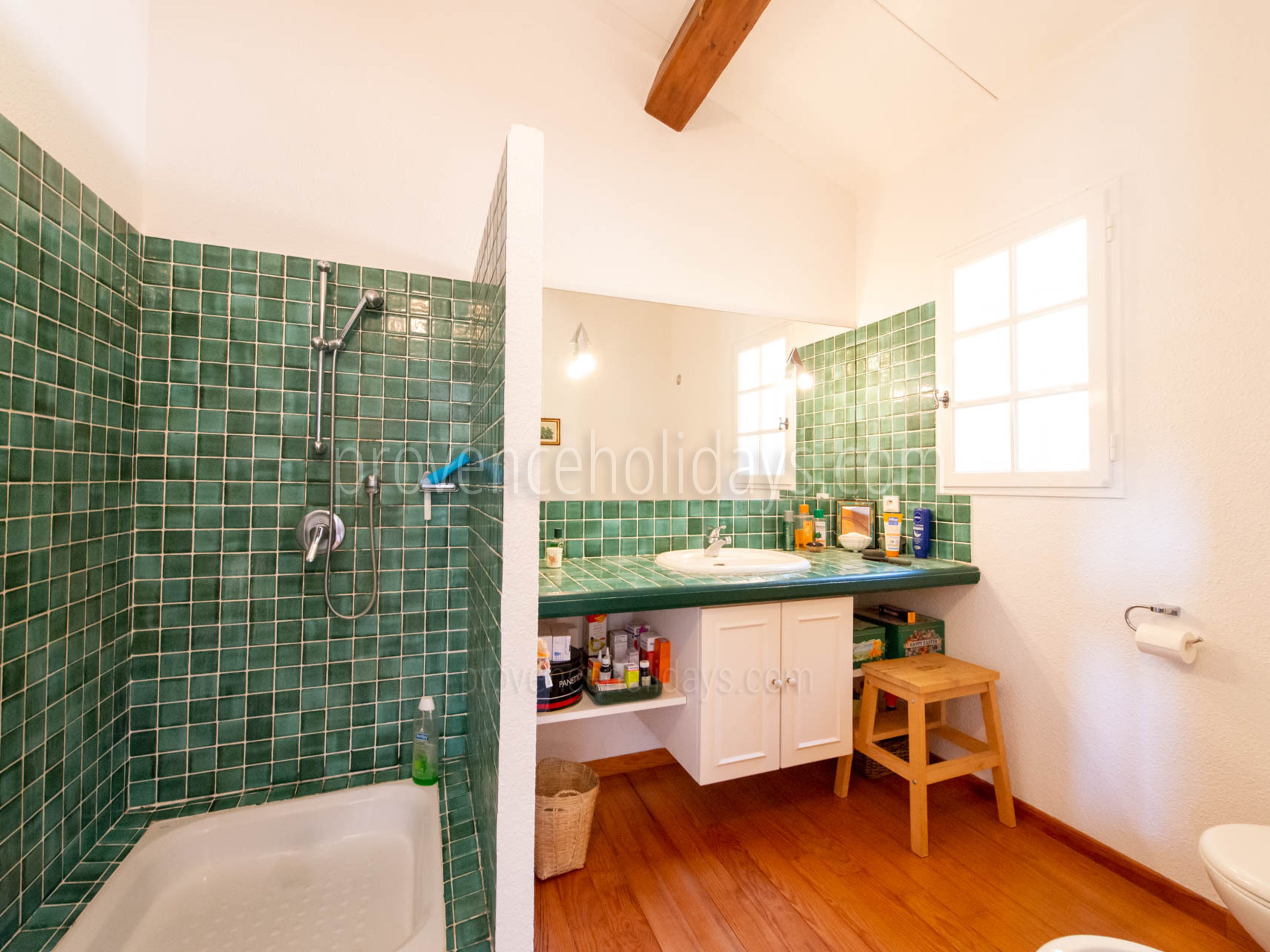 5 - Villa Valombreuse: Villa: Bathroom