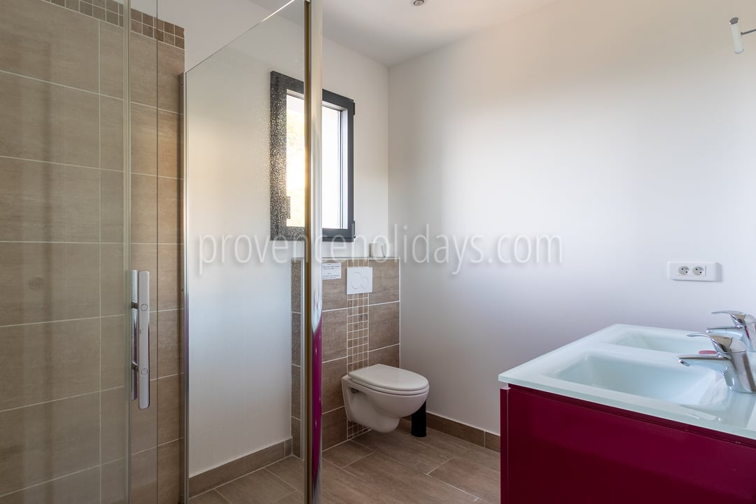 23 - Villa Azur: Villa: Bathroom