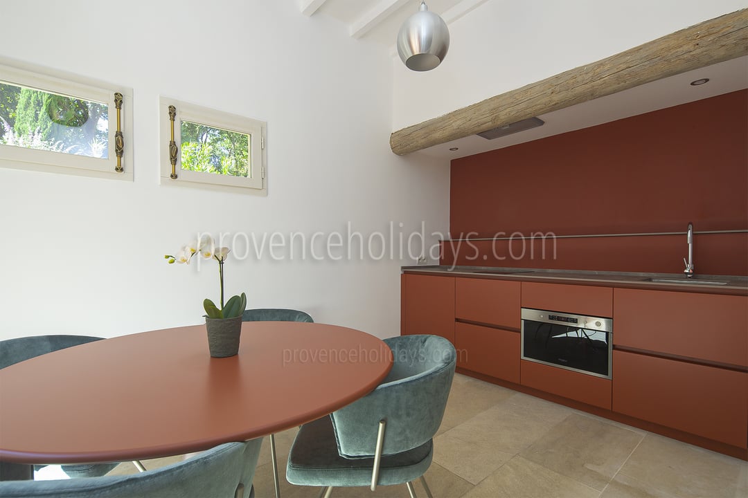 30 - Mas du Carlet: Villa: Interior