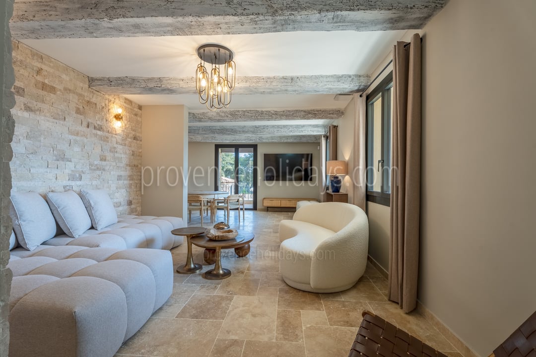 14 - Villa des Estrets: Villa: Interior
