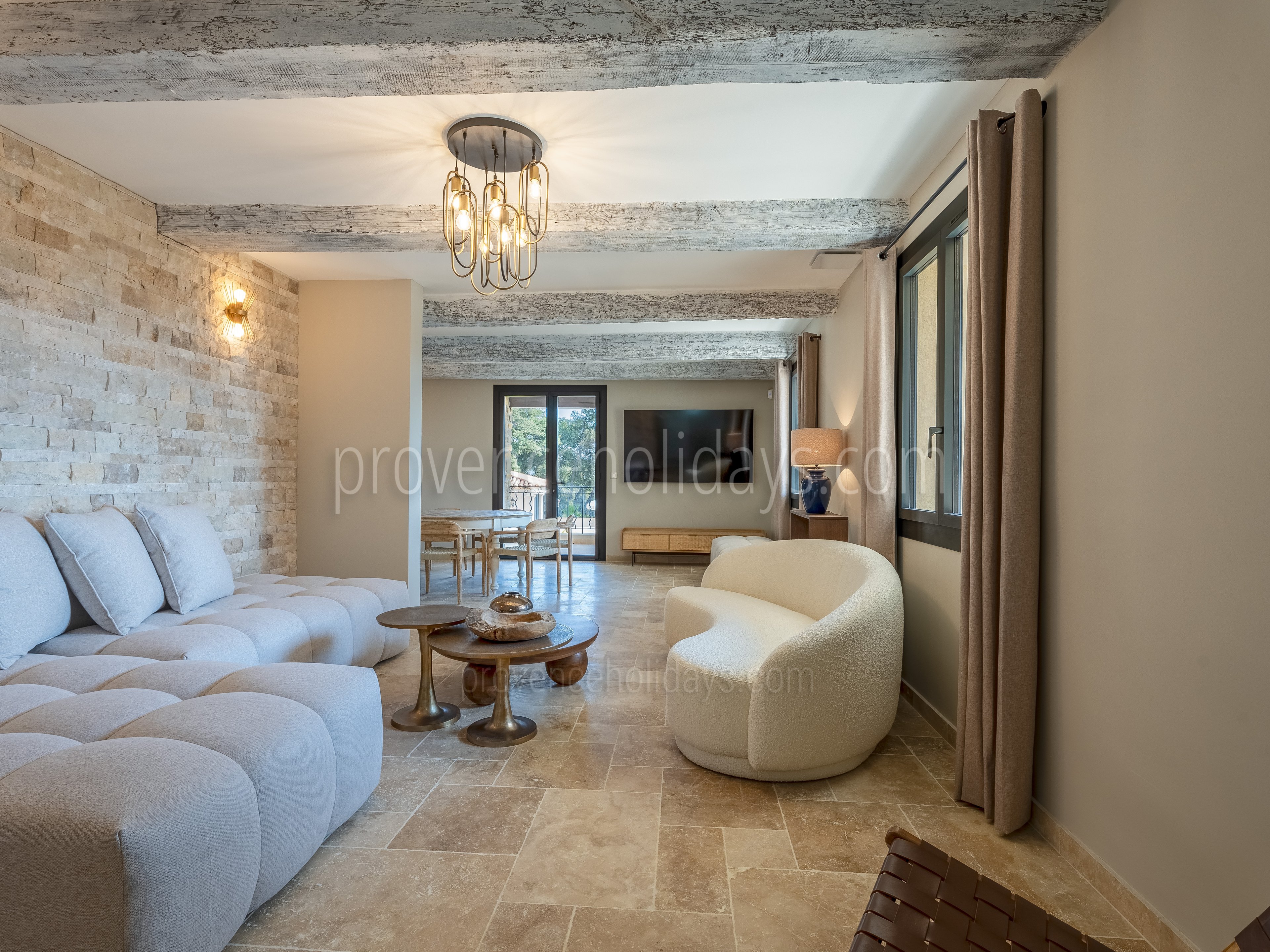 14 - Villa des Estrets: Villa: Interior